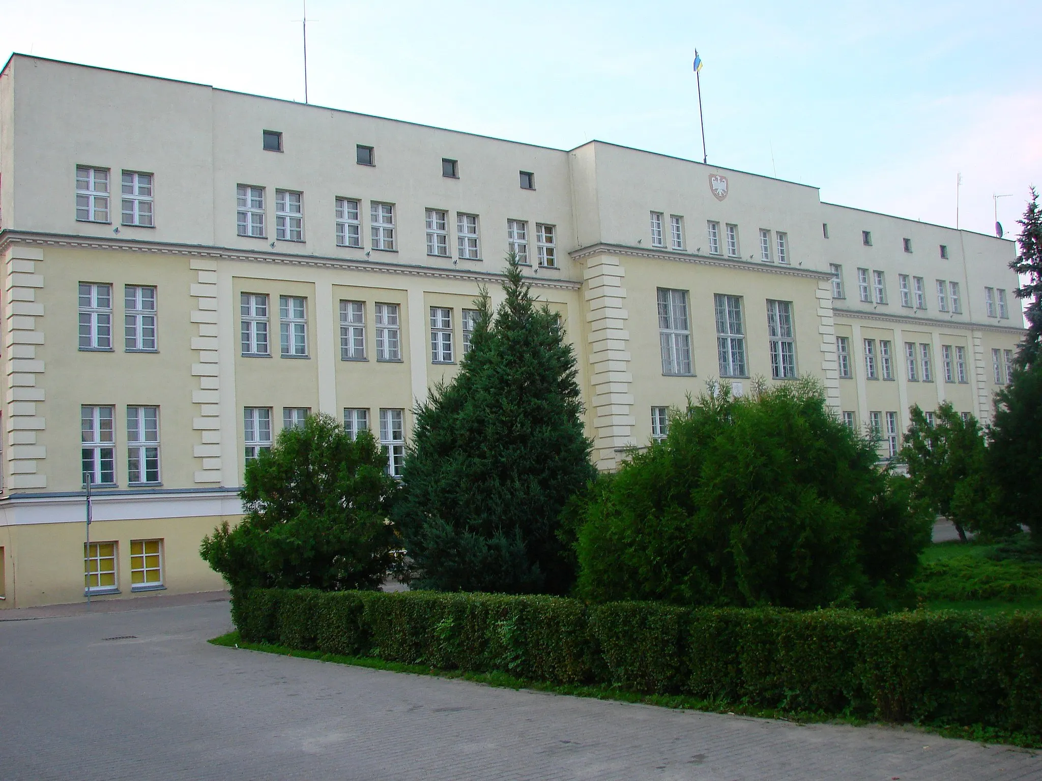 Photo showing: Ratusz; Urząd Miasta i Gminy Sępólno Krajeńskie, Starostwo Powiatu Sępoleńskiego przy ul. T. Kościuszki.