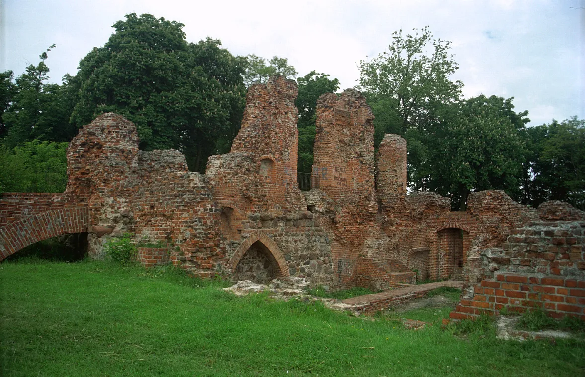 Photo showing: Raciążek, ruiny zamku