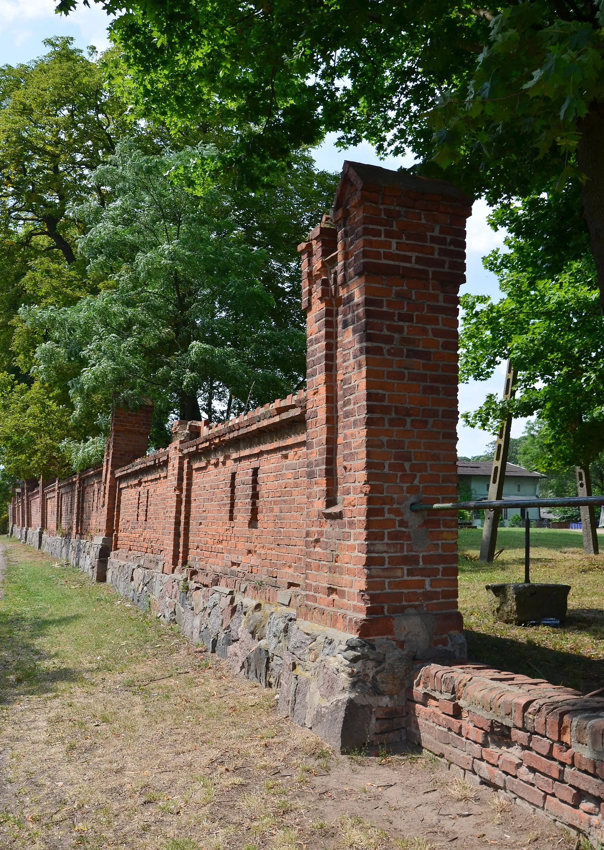 Photo showing: This is a photo of a monument in Poland identified in WLM database by the ID