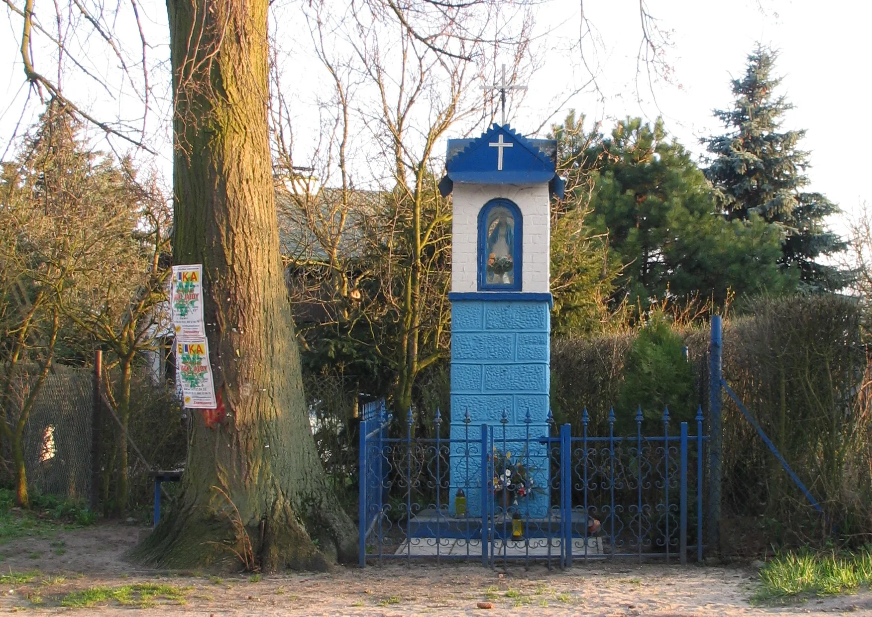 Photo showing: Wieniec-Zalesie – wayside shrine
