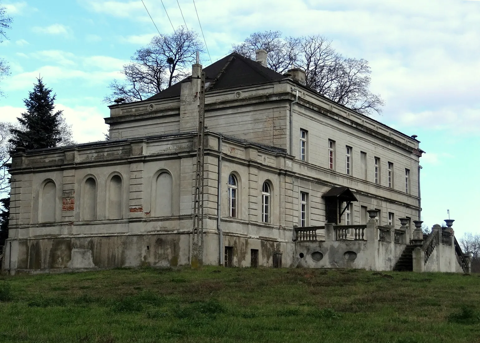 Photo showing: Piechcin. Pałac z drugiej połowy XIX wieku