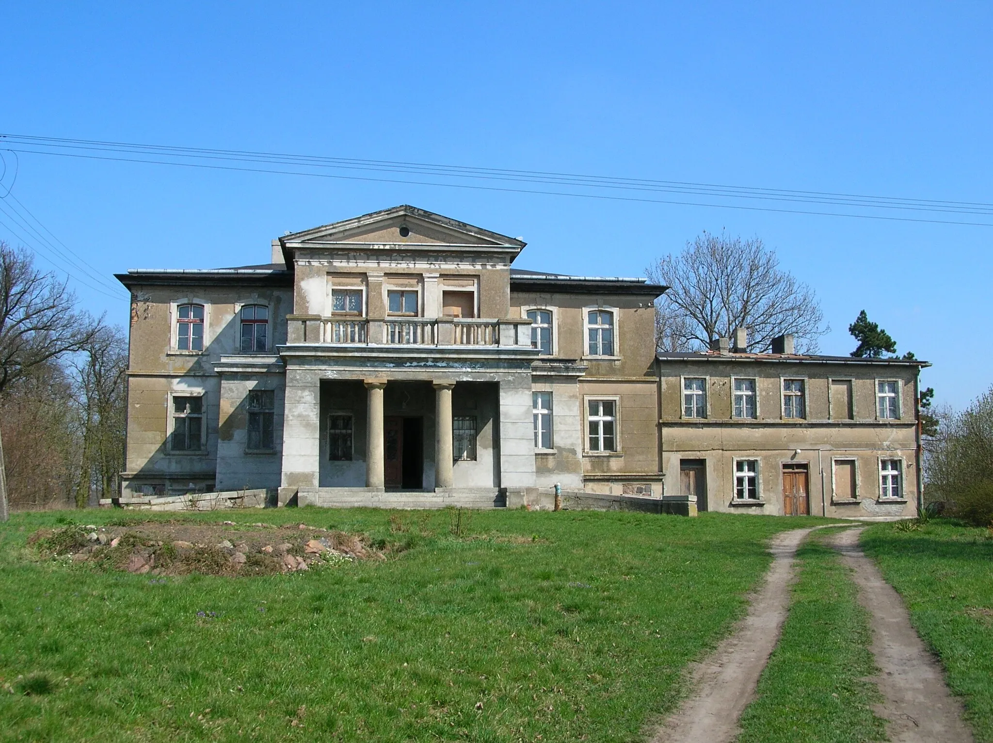 Photo showing: Manor in Lachmirowice