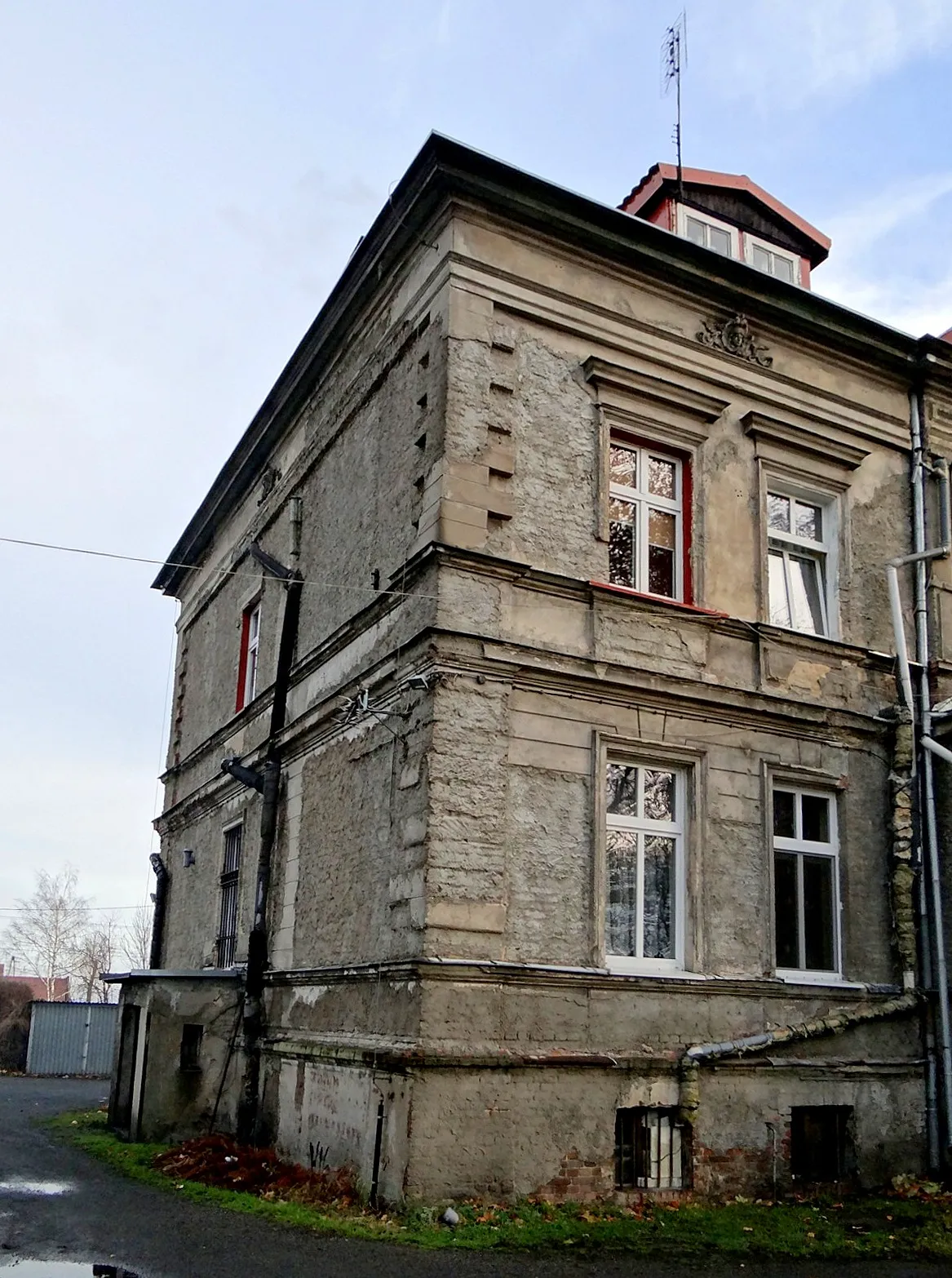 Photo showing: Kłopot. Pałac z 1900 roku.