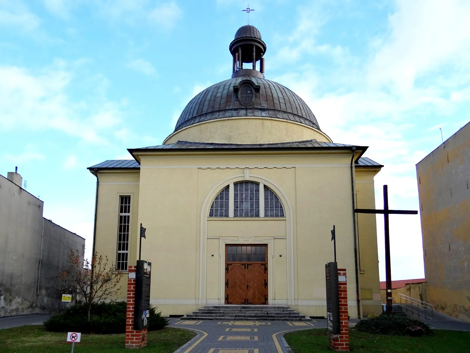 Photo showing: Kruszwica. Kościół św. Teresy (1822)