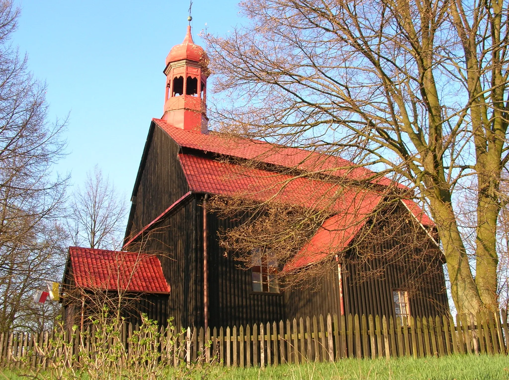 Photo showing: Wooden church in Linowiec