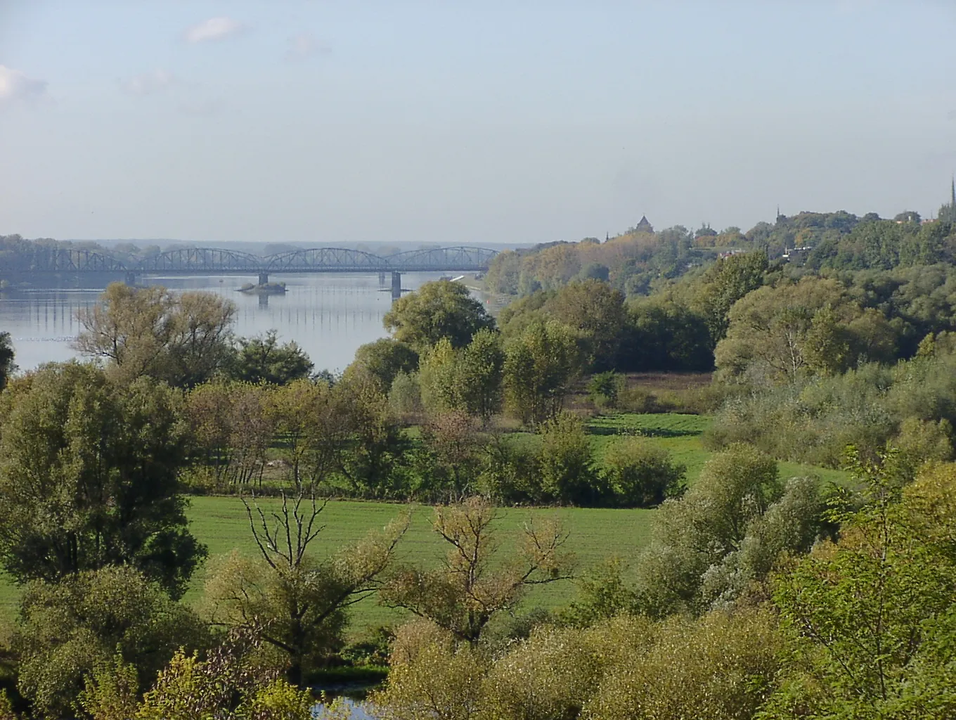 Photo showing: Widok ze skarpy na Toruń