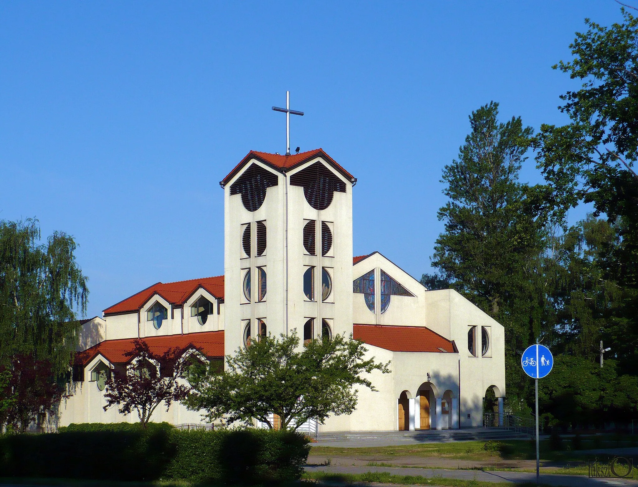 Photo showing: Łódź, kościół p.w. Najświętszego Imienia Maryi