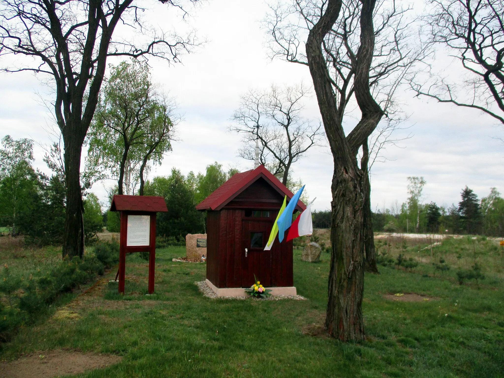 Photo showing: Cmentarz mieszkańców wsi Ruda zmarłych podczas epidemii cholery w 1852 r.