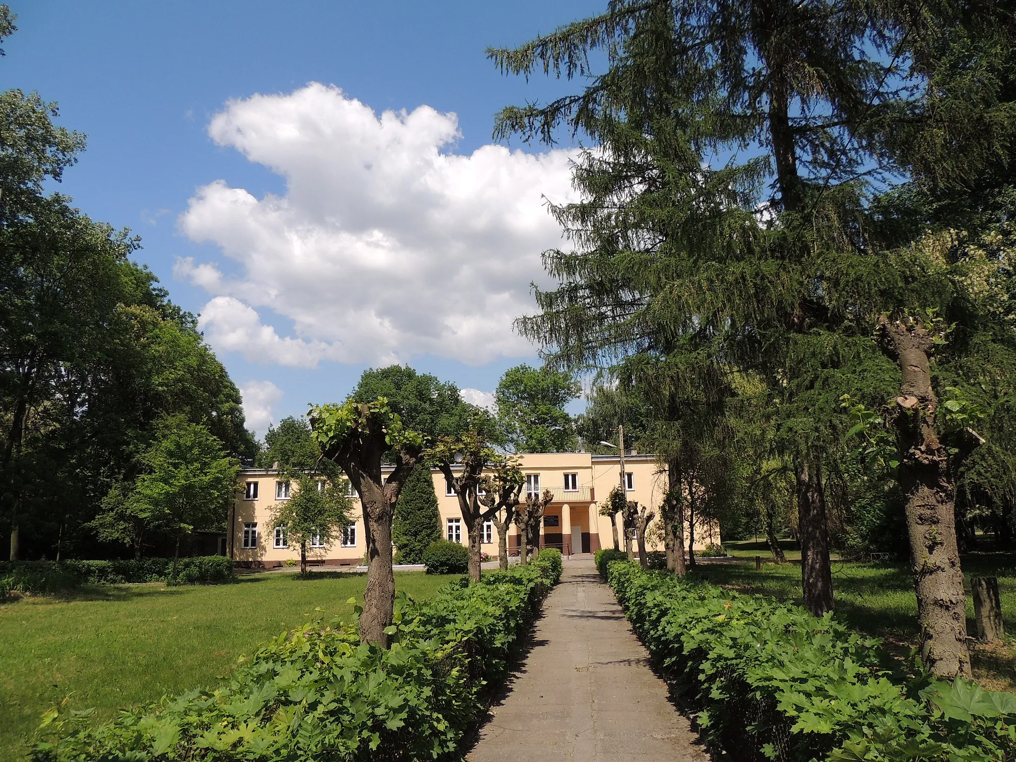 Photo showing: Rudnik - park dworski