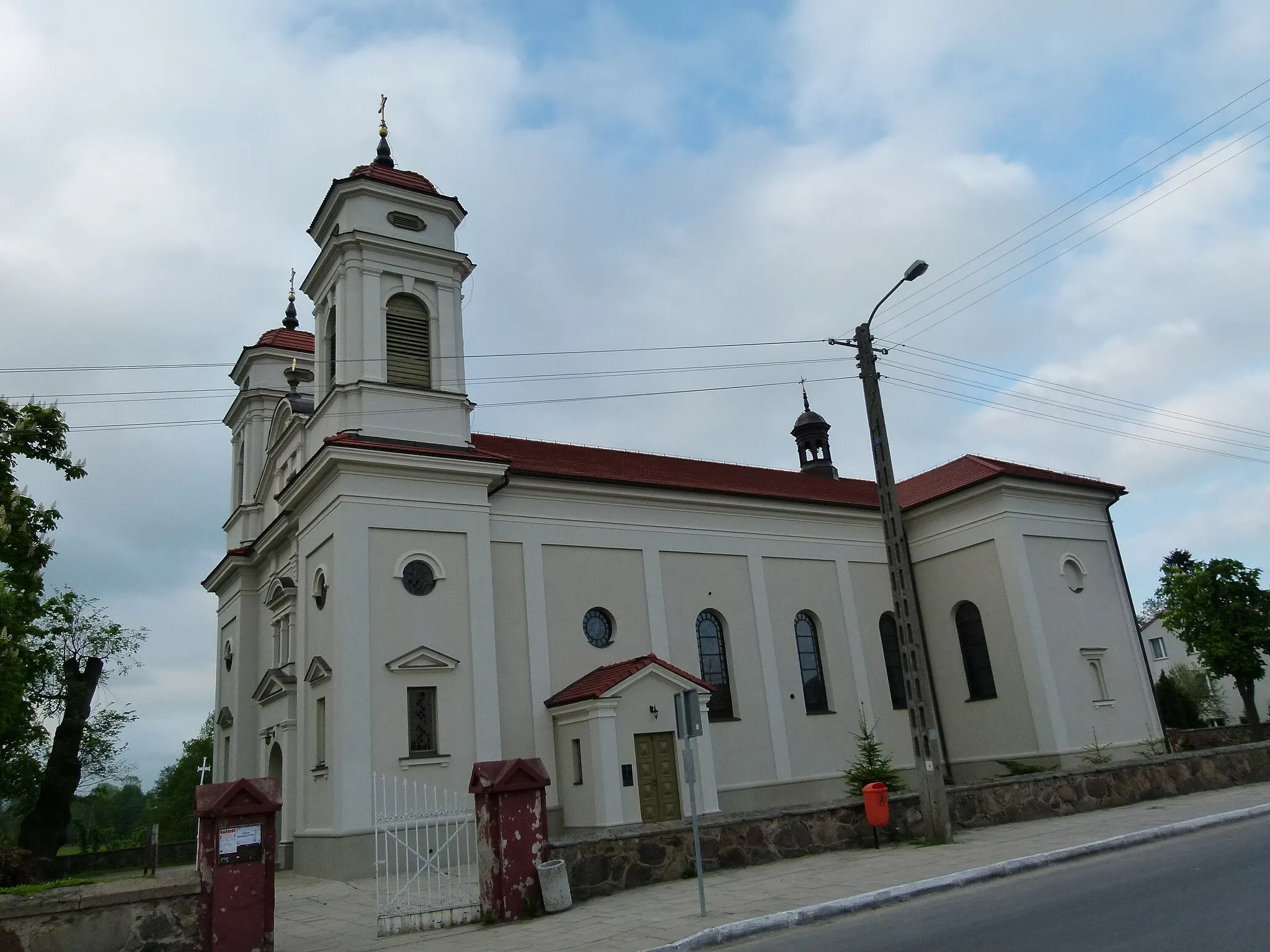 Photo showing: Rzeczyca - zespół kościoła parafialnego pw. św. Katarzyny:
- kościół par. pw. św. Katarzyny
- cmentarz
zabytek nr rejestr. 6