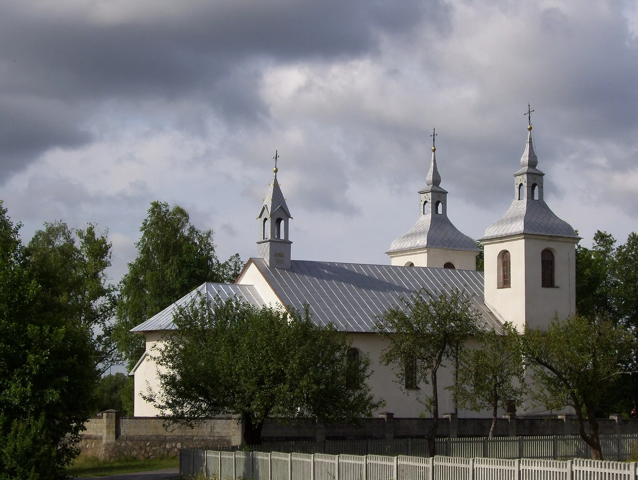 Photo showing: The Church in the Żeleźnica, near Przedbórz