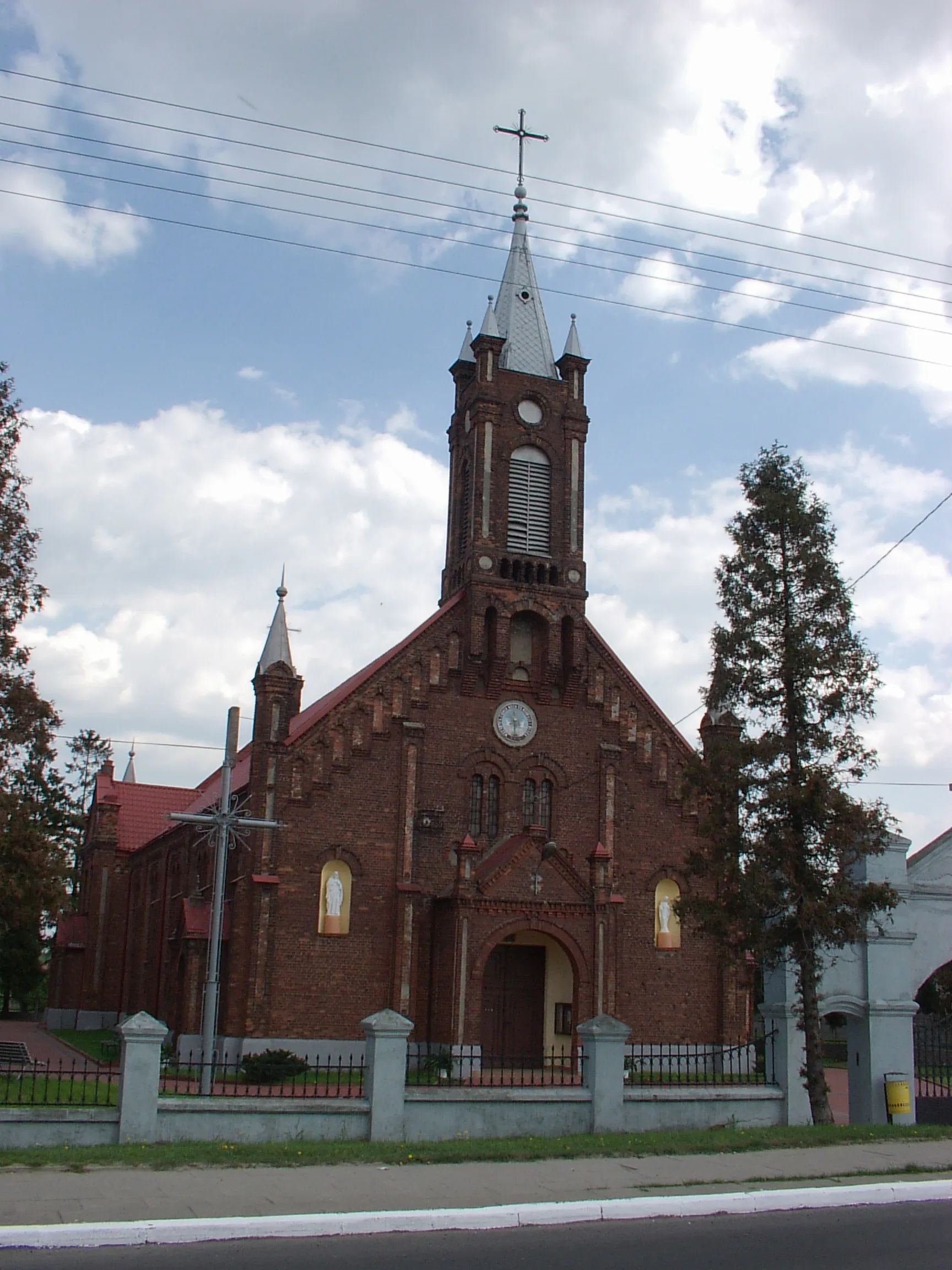 Photo showing: Mariavite Church in Strykow, Poland.