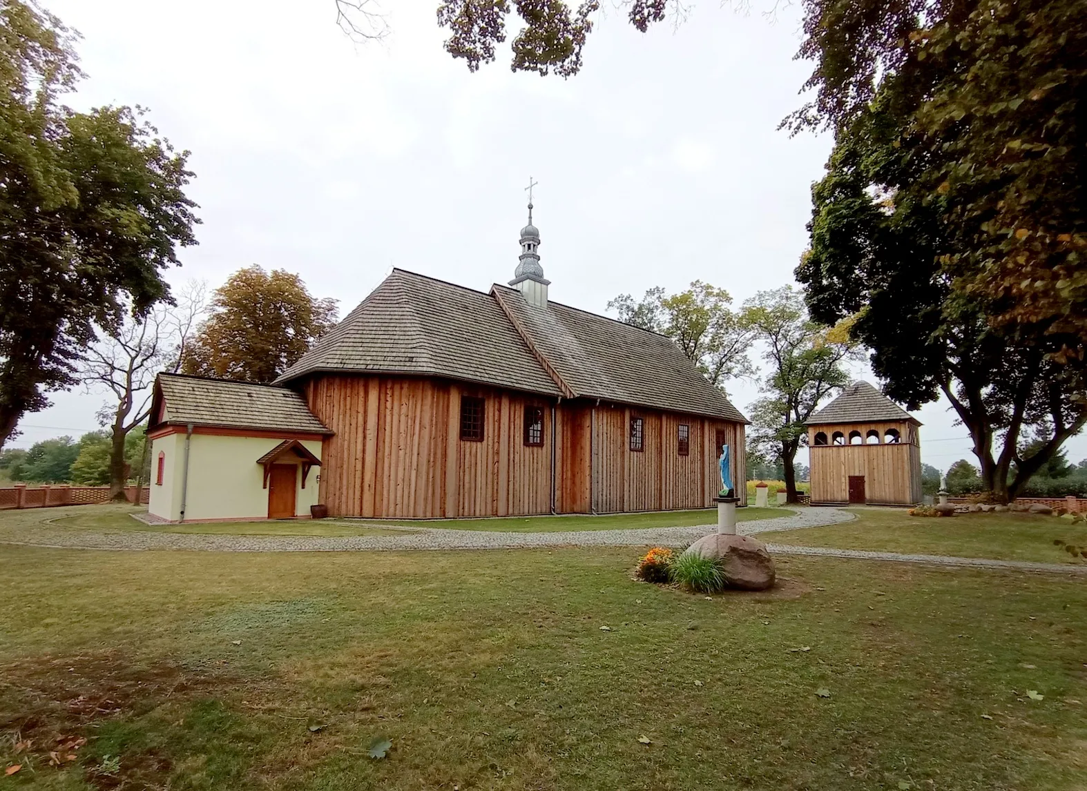 Photo showing: Gieczno. Kościół Wszystkich Świętych