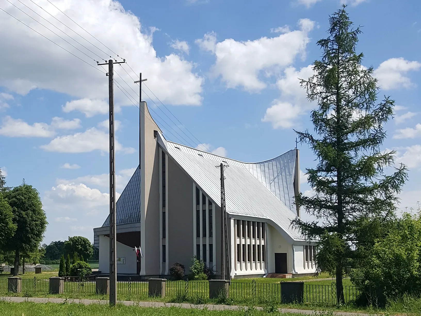 Photo showing: Kościół rzymskokatolicki pw. Matki Bożej Częstochowskiej w Łącku (woj. mazowieckie).