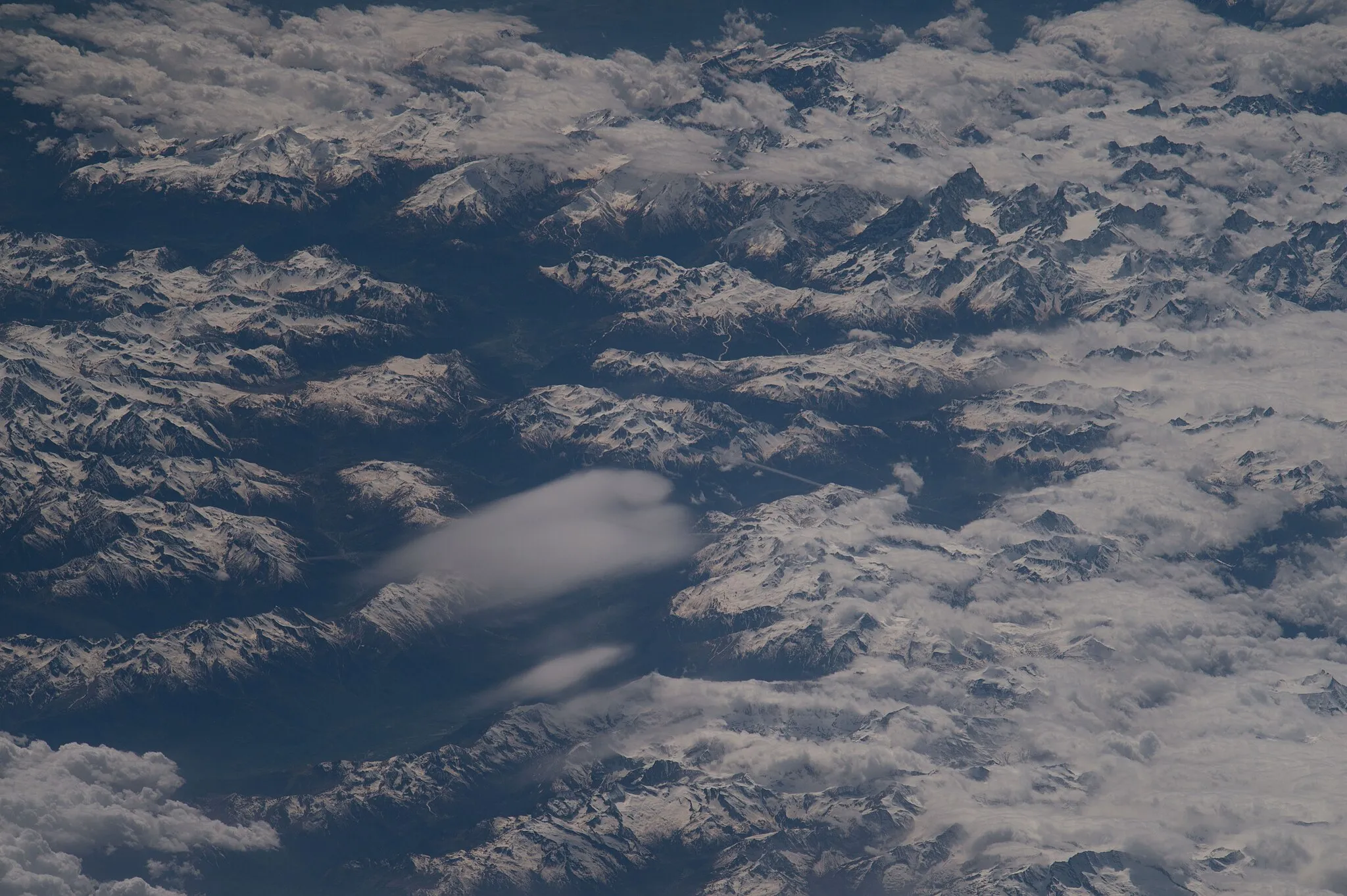 Photo showing: View of Earth taken during ISS Expedition 47.