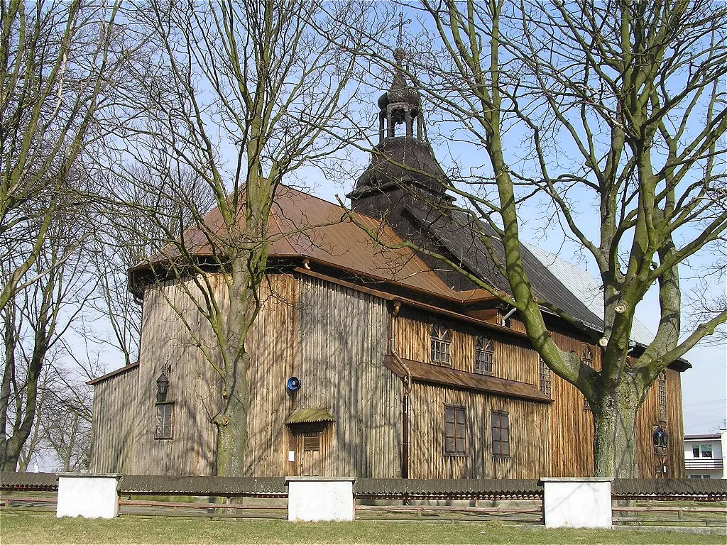 Photo showing: Wróblew (powiat Sieradzki) - kościół św. Piotra i Pawła (zabytek nr rejestr. 93/870)