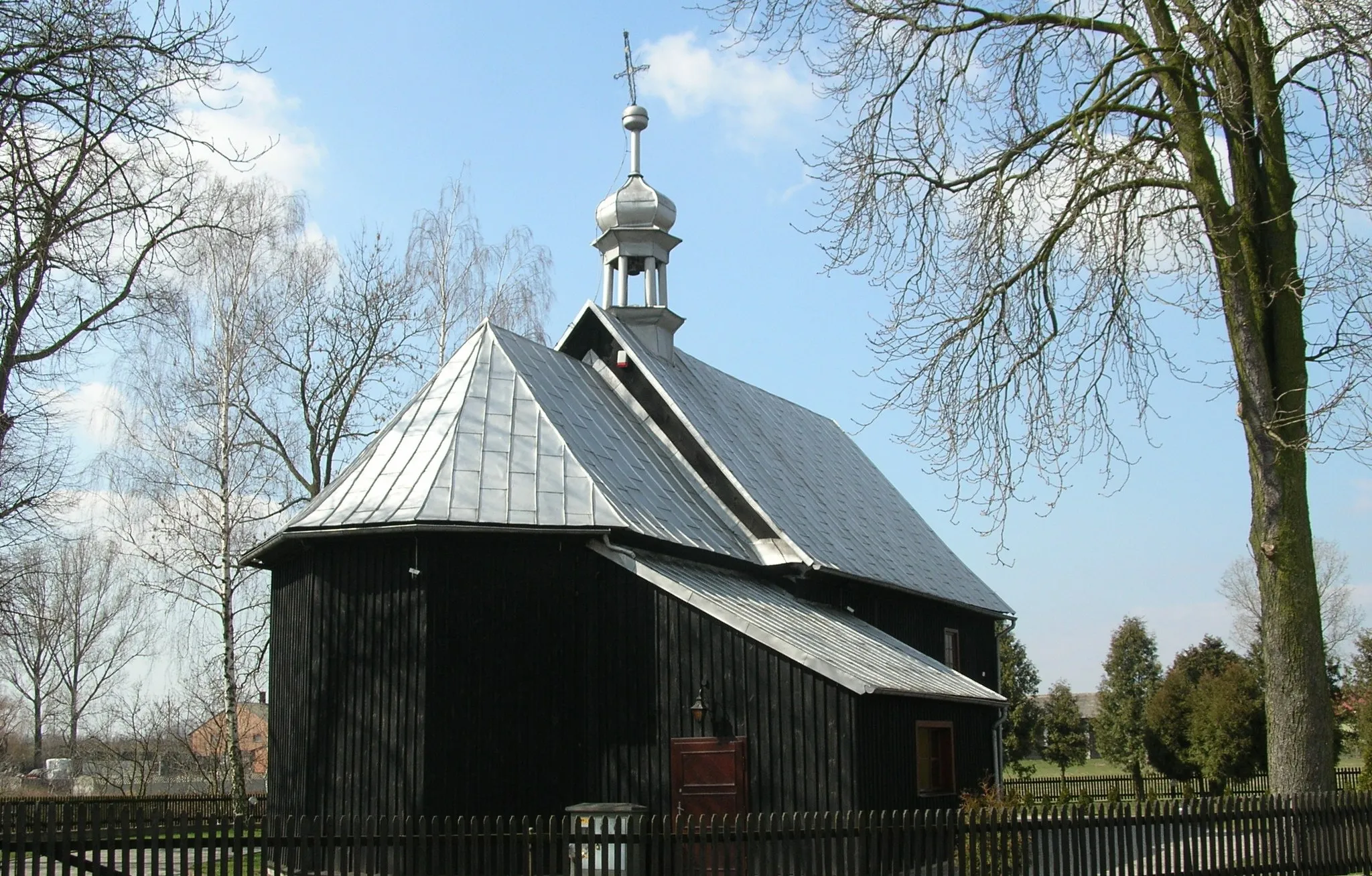 Photo showing: Wooden church in Świba