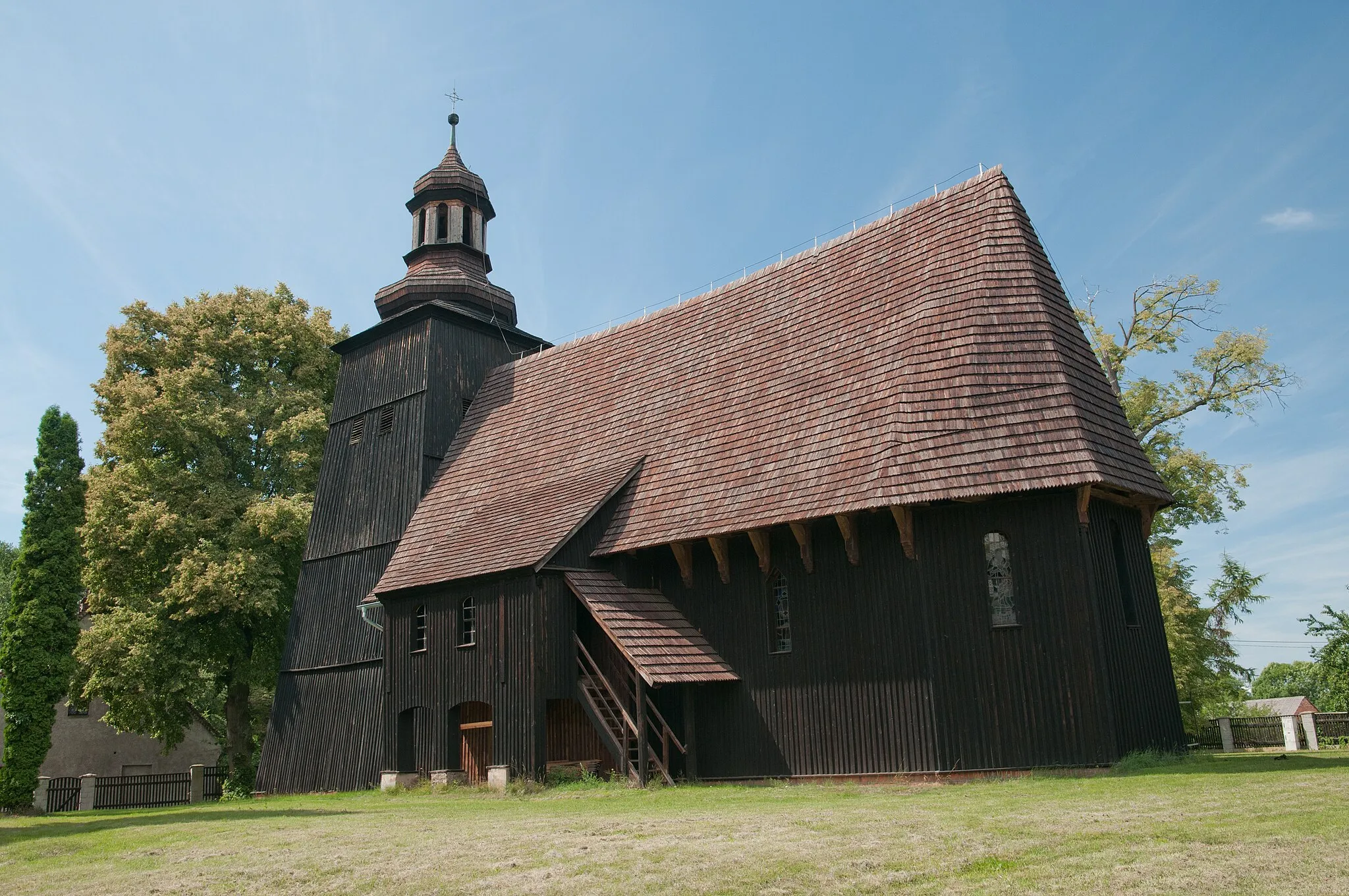 Photo showing: Proślice - dawny kościół ewangelicki, obecnie rzymskokatolicki filialny p.w. Najświętszego Serca Jezusowego, drewn., 1580, 1773 (zabytek nr 70/53 z 10.12.1953)