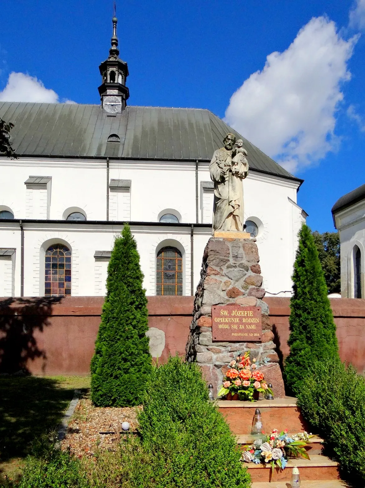 Photo showing: Poddębice. Kościół św. Katarzyny Męczennicy. Figura św. Józefa