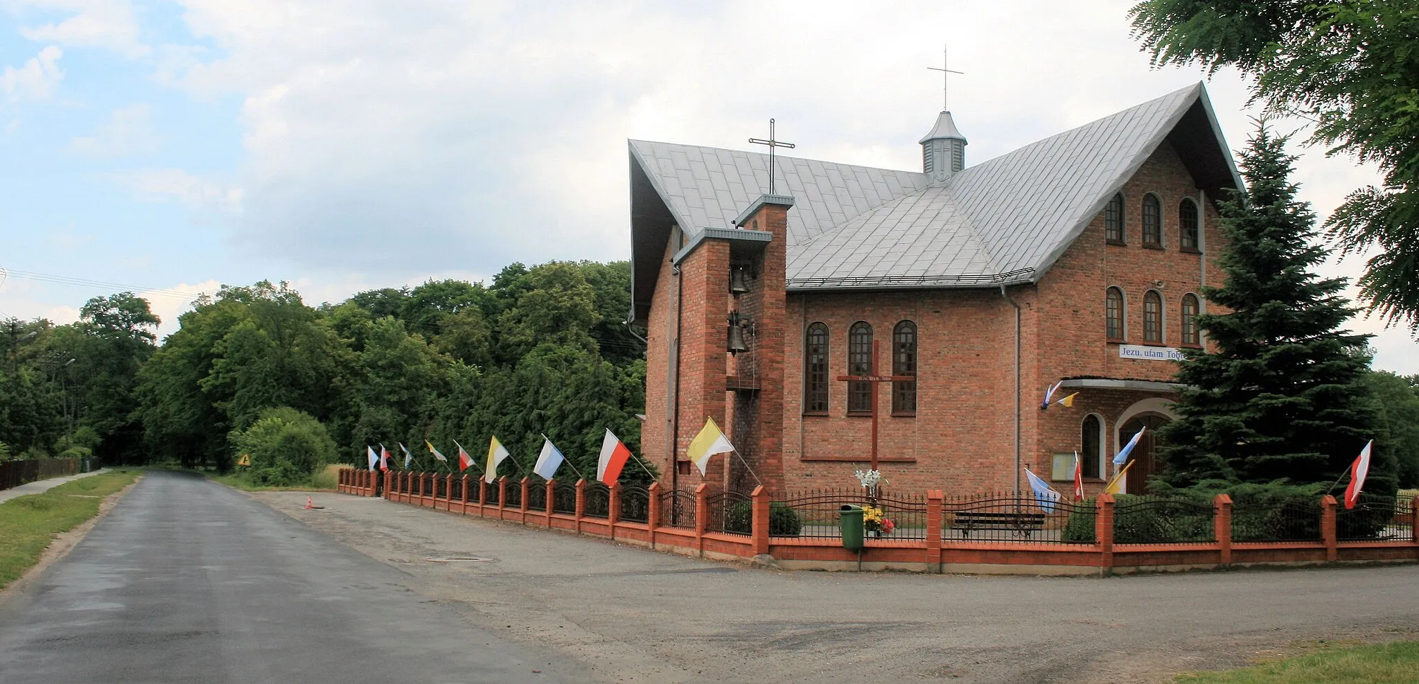 Photo showing: Church in Parcice