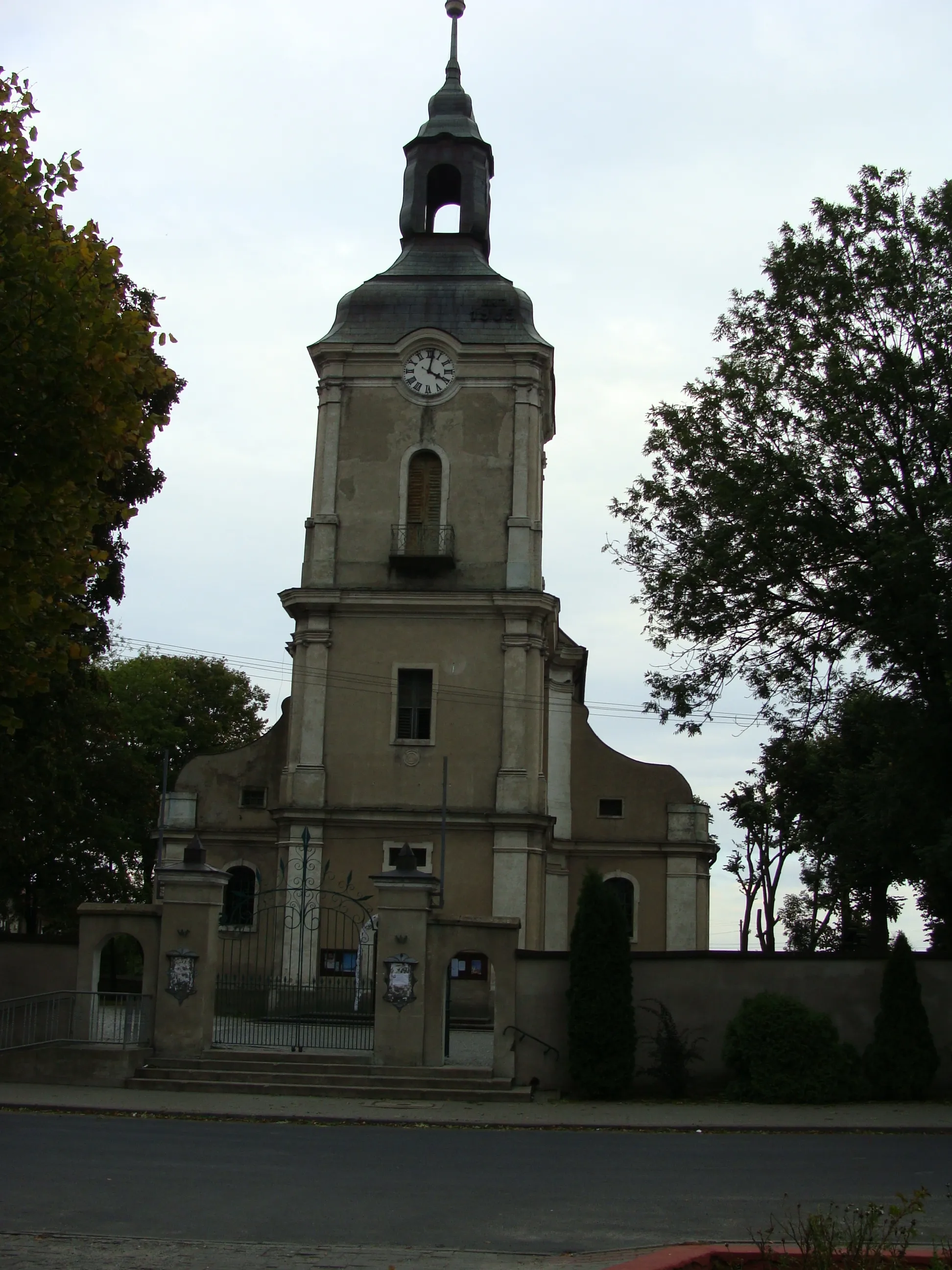 Photo showing: Błaszki - kościół parafialny pw. św. Anny, mur., 1770