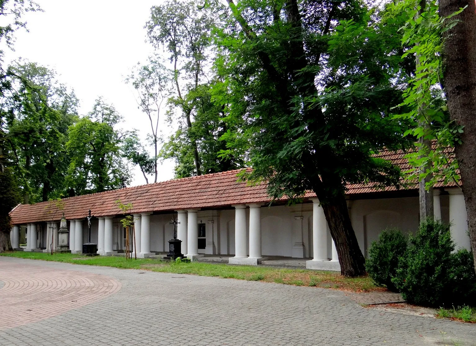 Photo showing: Paradyż. Zespół klasztorny.