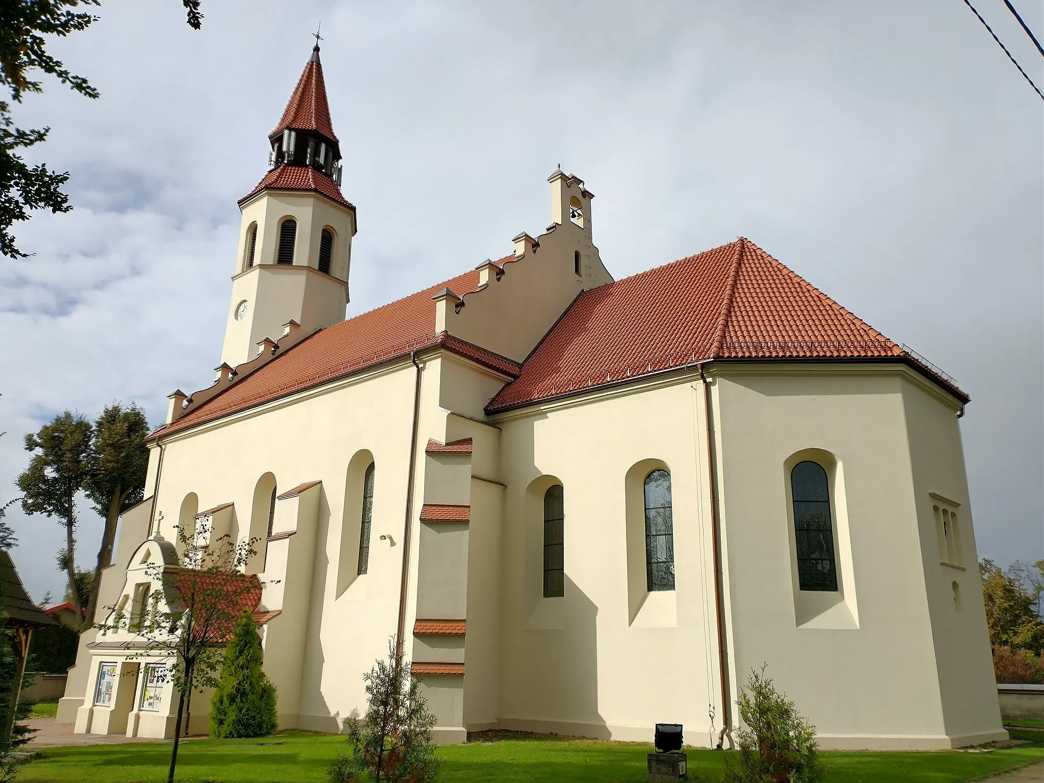 Photo showing: Kościół św. Stanisława w Rzgowie.