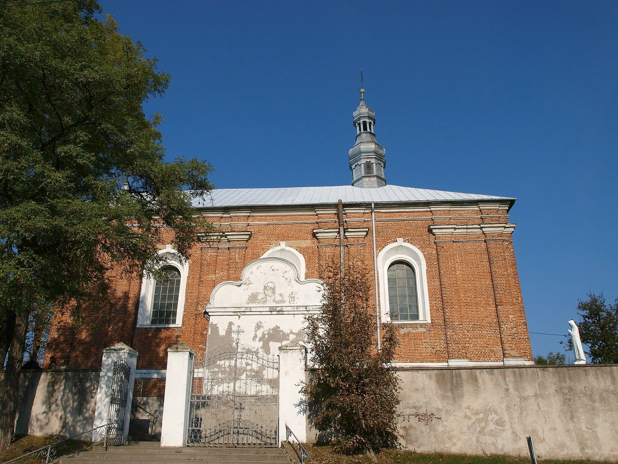 Photo showing: Krzepczów - kościół św. Wojciecha, elewacja południowa