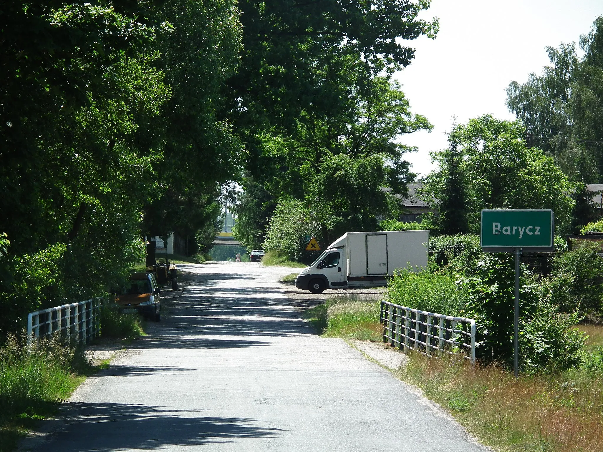 Photo showing: Wieś Barycz koło Kolumny od północy - most na Grabii.