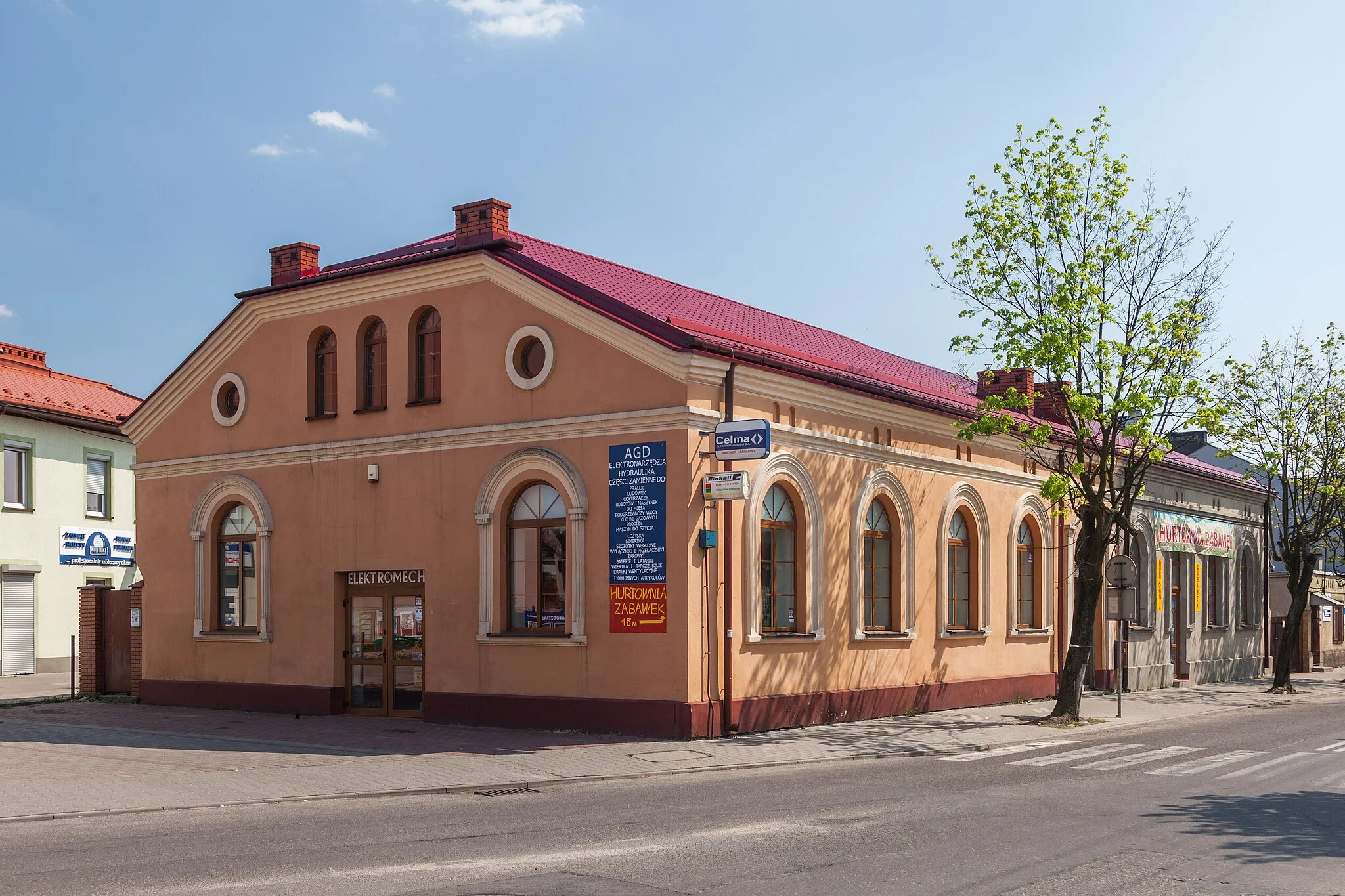 Photo showing: Former Jewish House of prayer in Skierniewice, Poland.