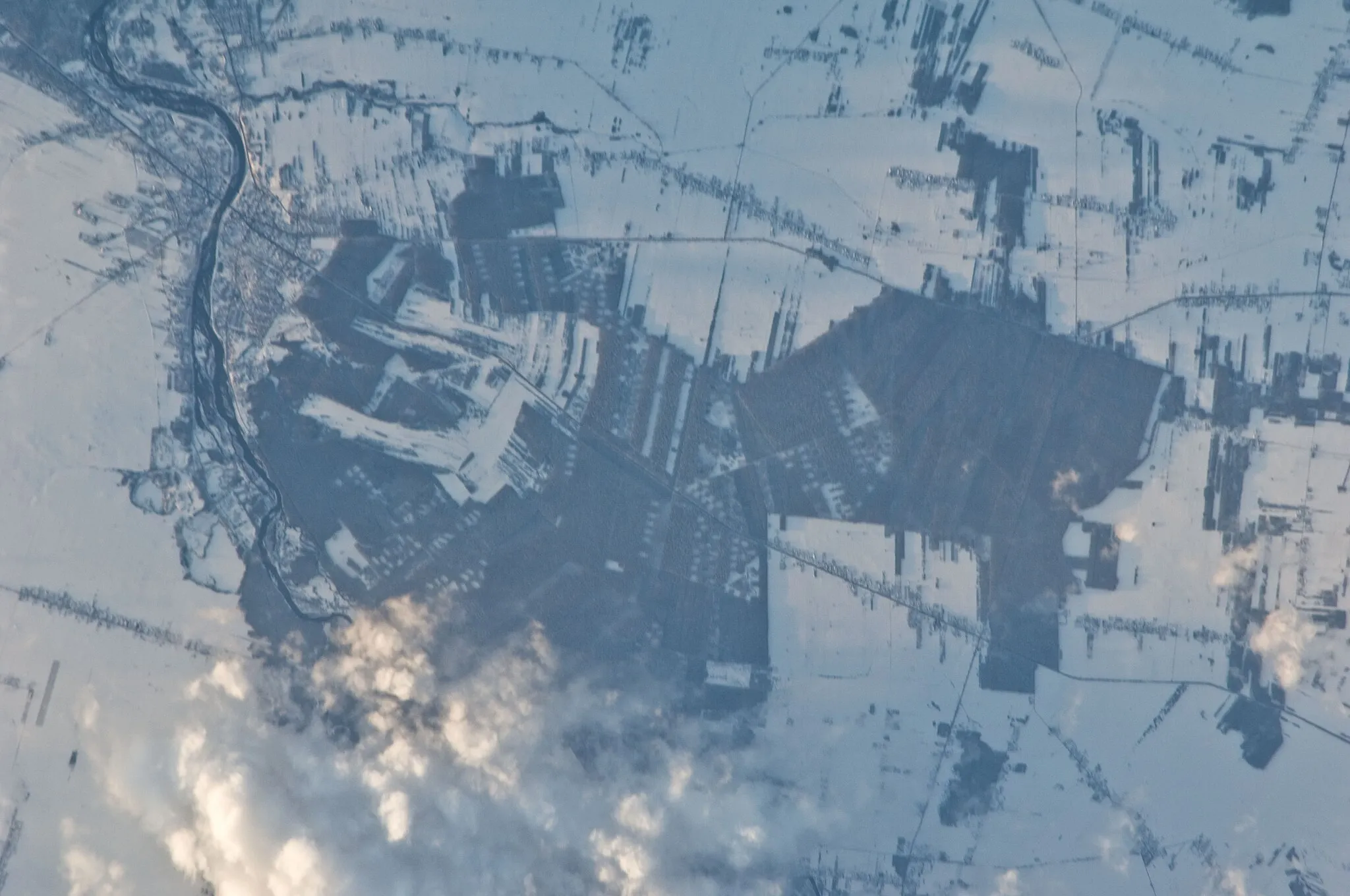 Photo showing: View of Earth taken during ISS Expedition 22.