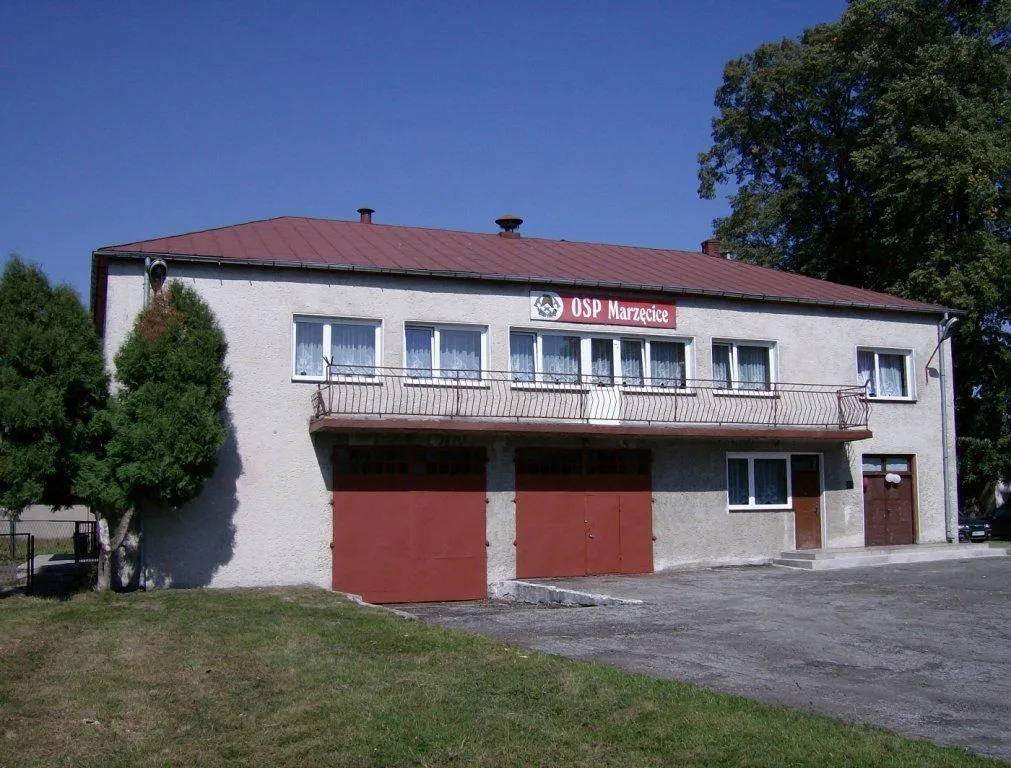 Photo showing: Fire Department building in Marzęcice village. Poland,