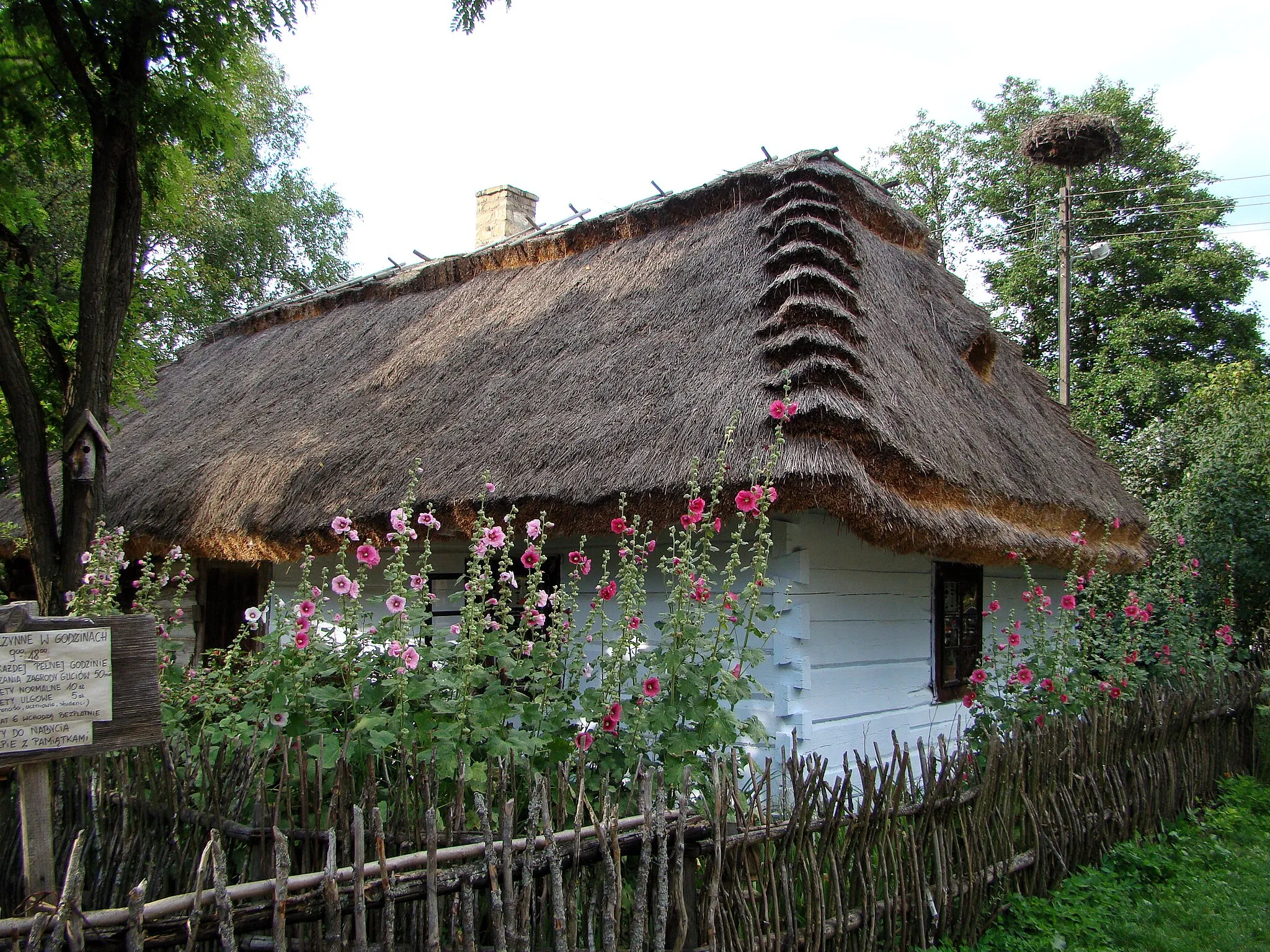 Photo showing: Dřevěný dům ve skansenu v Guczówě, Polsko