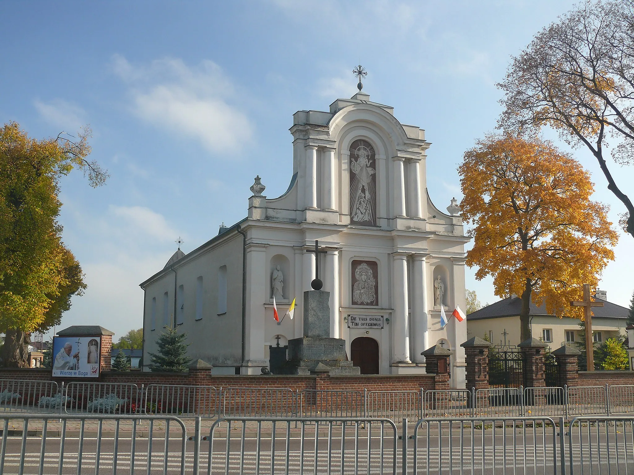 Photo showing: kościół parafialny p.w. św. Jana Nepomucena w Fajsławicach, woj. lubelskie