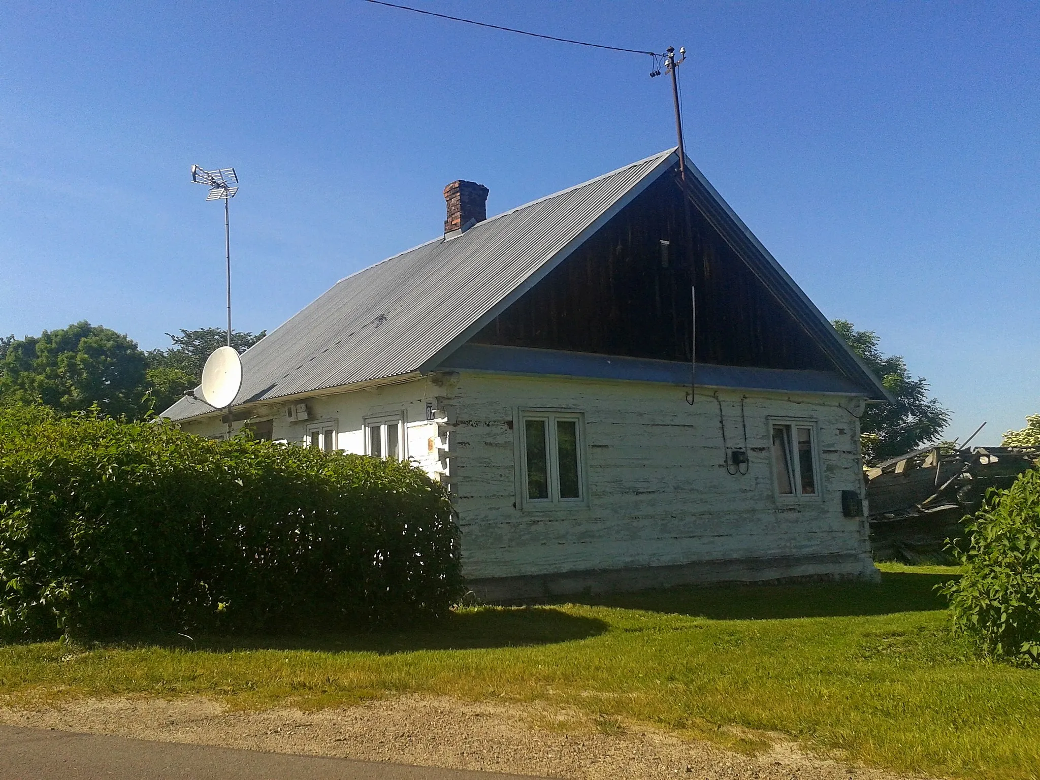 Photo showing: Dom we wsi Kopytnik