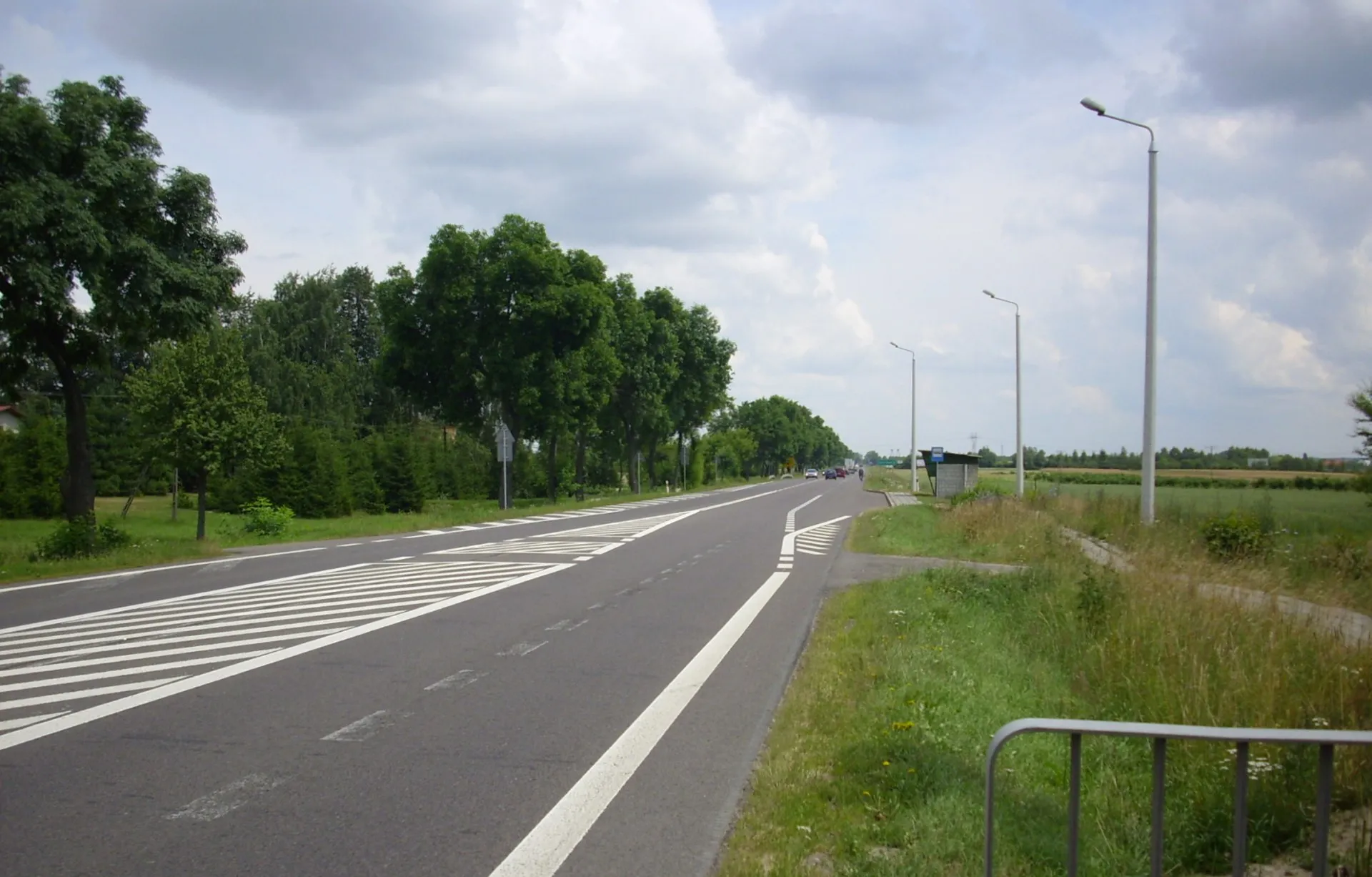 Photo showing: Polish national road nr. 2 in Sławacinek Nowy near Biała Podlaska, look in east side.