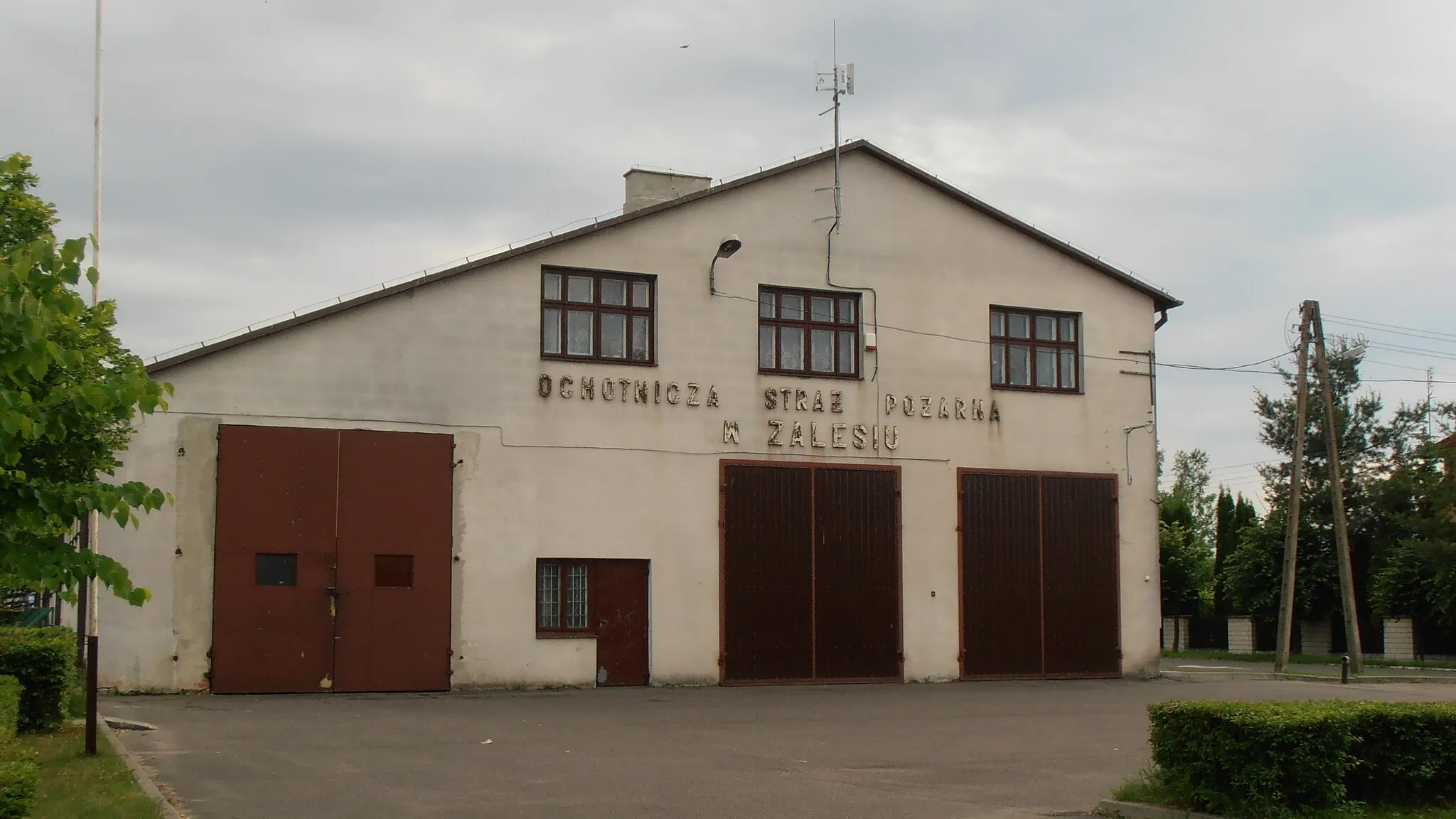 Photo showing: Zalesie (powiat bialski, woj. lubelskie, Polska). Remiza strażacka.