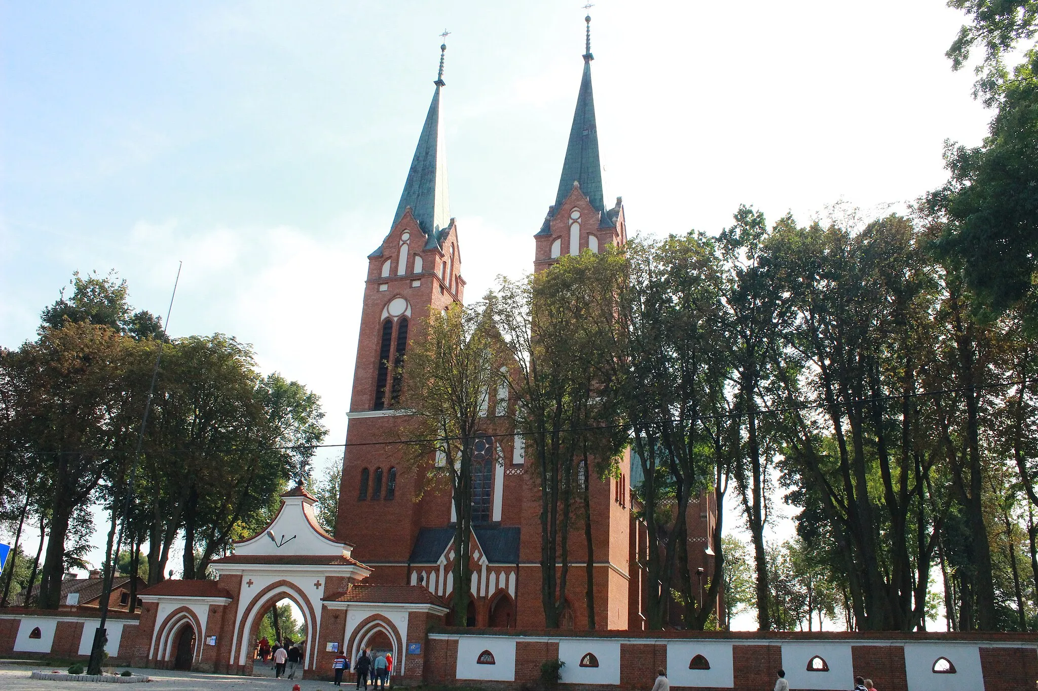 Photo showing: Garbów kościół Przemienienia Pańskiego_2