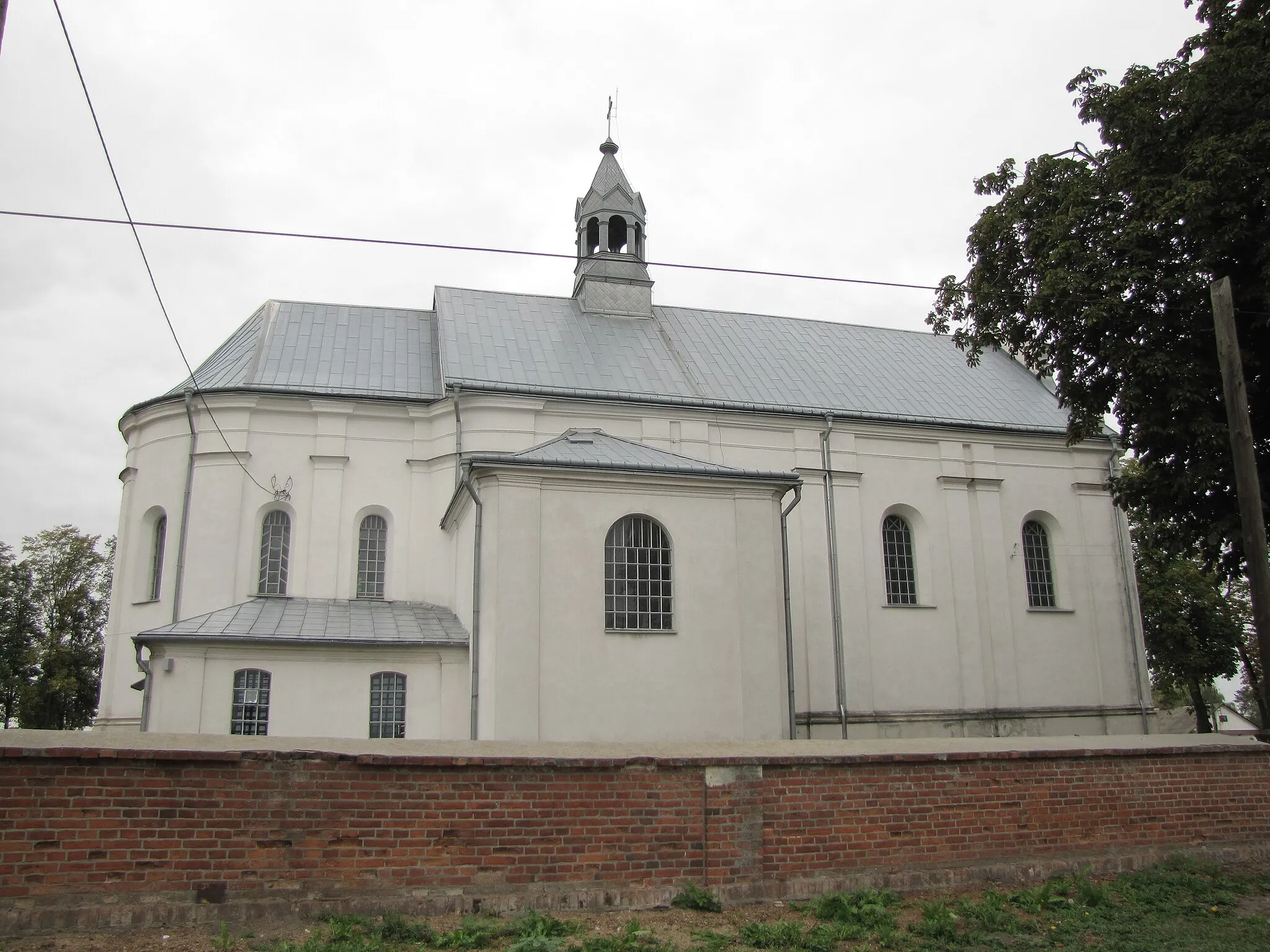 Photo showing: Ulan-Majorat - kościół parafialny p.w. św. Małgorzaty, mur., 1771:
- Cmentarz, przy kościele par. p.w. św. Małgorzaty
- Dzwonnica, mur., poł. XIX
zabytek nr rejestr. A/583 z 23.03.1972