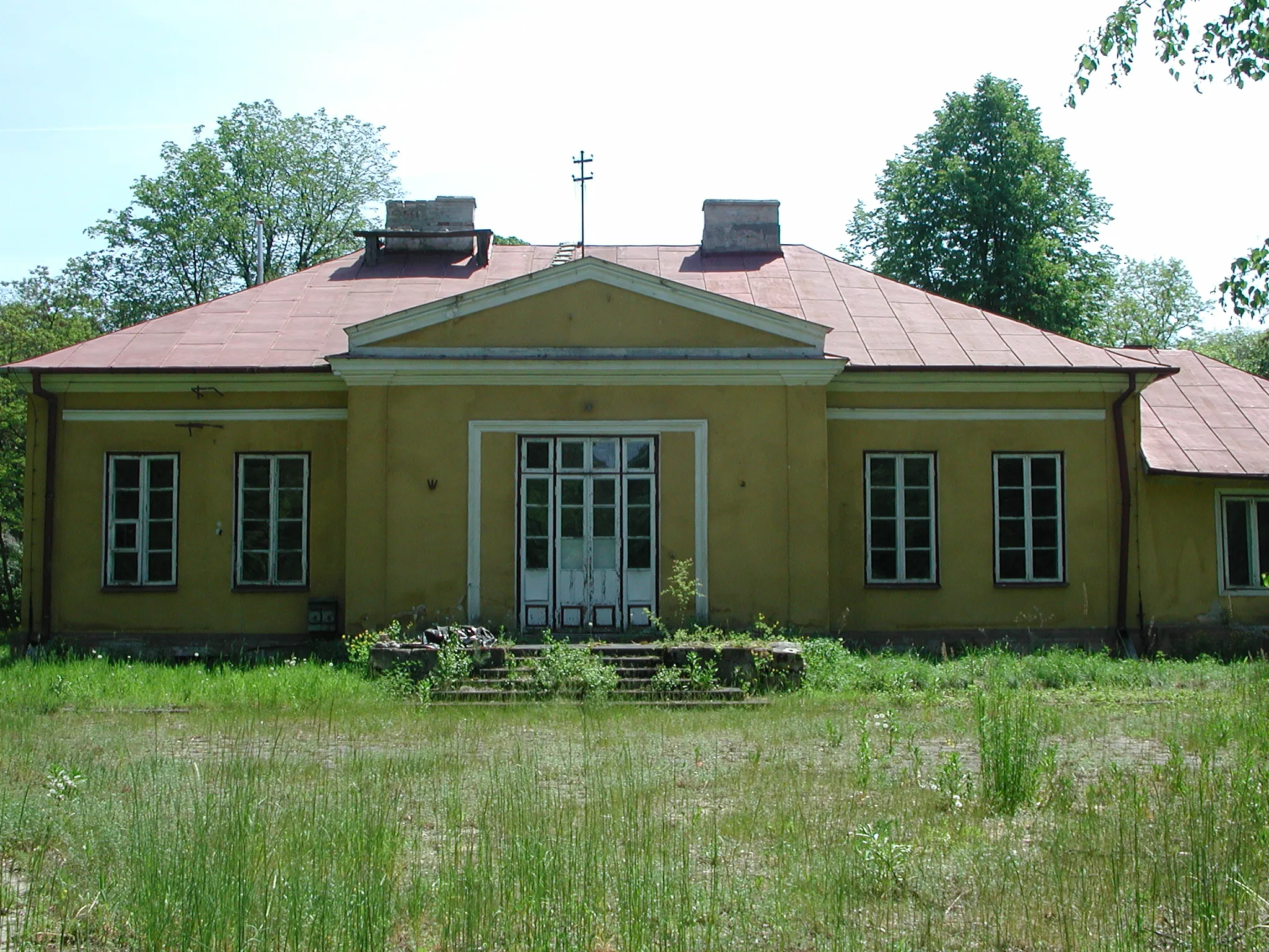Photo showing: Klonownica-Plac - dwór od strony ogrodowej (zabytek nr rejestr. A-249 z 03.03.1967)