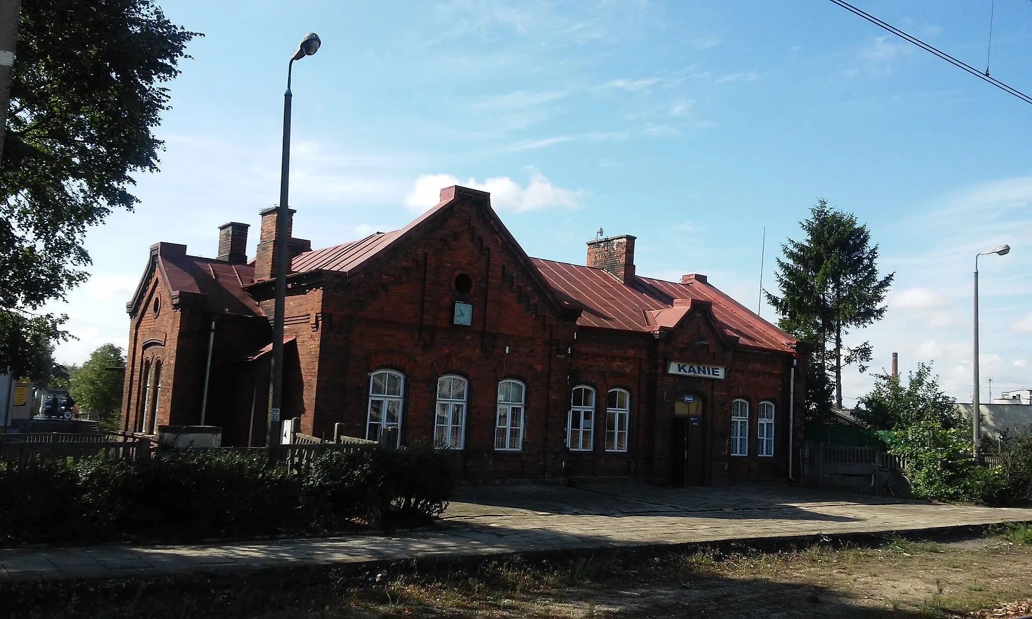 Photo showing: Stacja kolejowa Kanie, w osadzie Kanie-Stacja