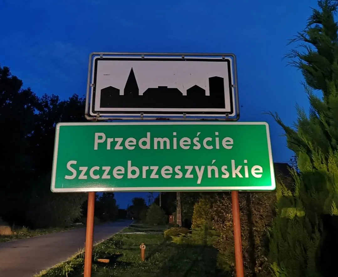 Photo showing: Przedmieście Szczebrzeszyńskie's road sign, Lublin Voivodeship