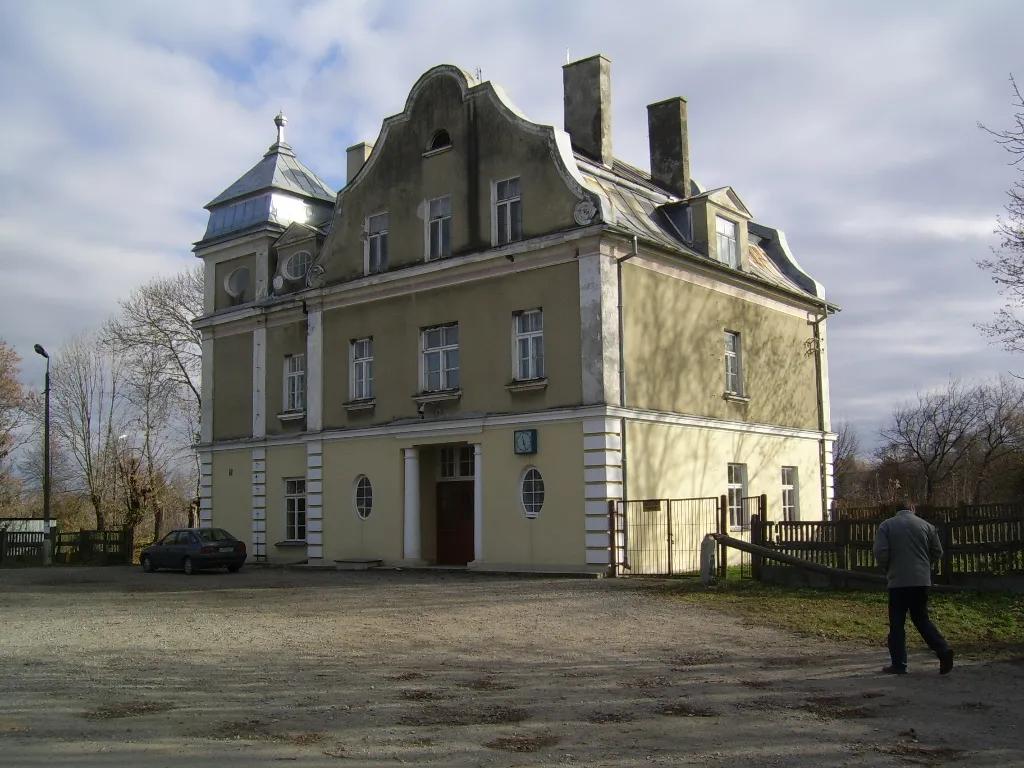 Photo showing: Railway station Wilkołaz 1