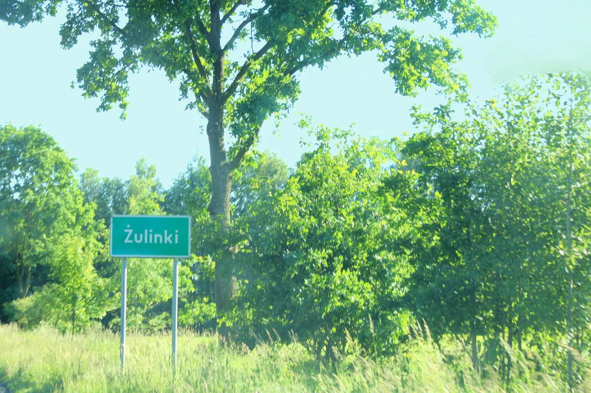Photo showing: Żulinki - wieś w Polsce położona w województwie lubelskim, w powiecie radzyńskim, w gminie Komarówka Podlaska.