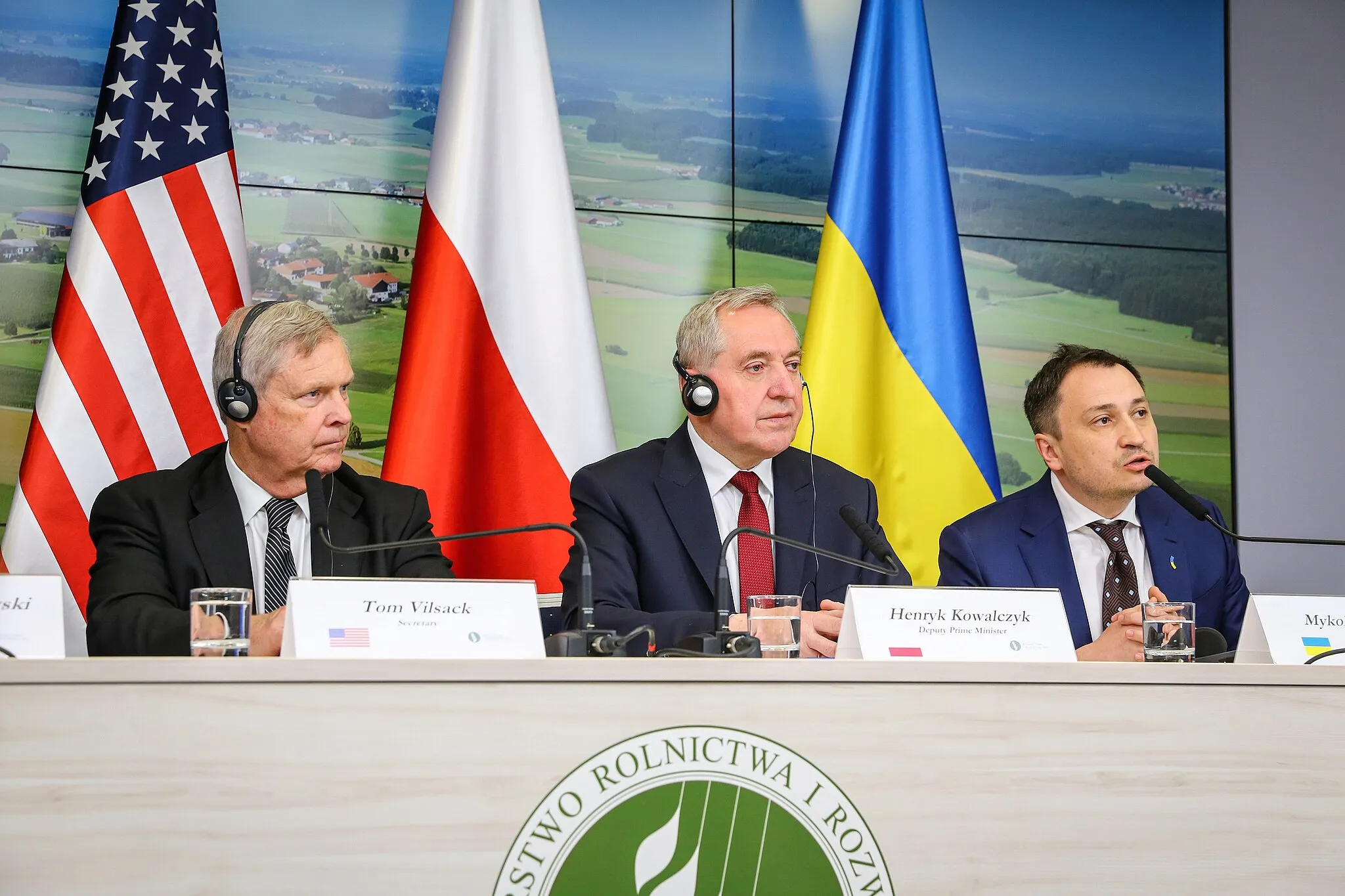 Photo showing: Left to Right EU Commissioner for Agriculture Janusz Wojciechowski, Agriculture Secretary Tom Vilsack, Henryk Kowalczyk, Deputy Prime Minister and Minister of Agriculture and Rural Development, Poland and Mykola Solskyi, Minister of Agriculture, Ukraine in Warsaw, Poland on May 16, 2022, for continued discussion on food security and agricultural supply chains in Eastern Europe.  USDA photo by Olaf Kuziemka.