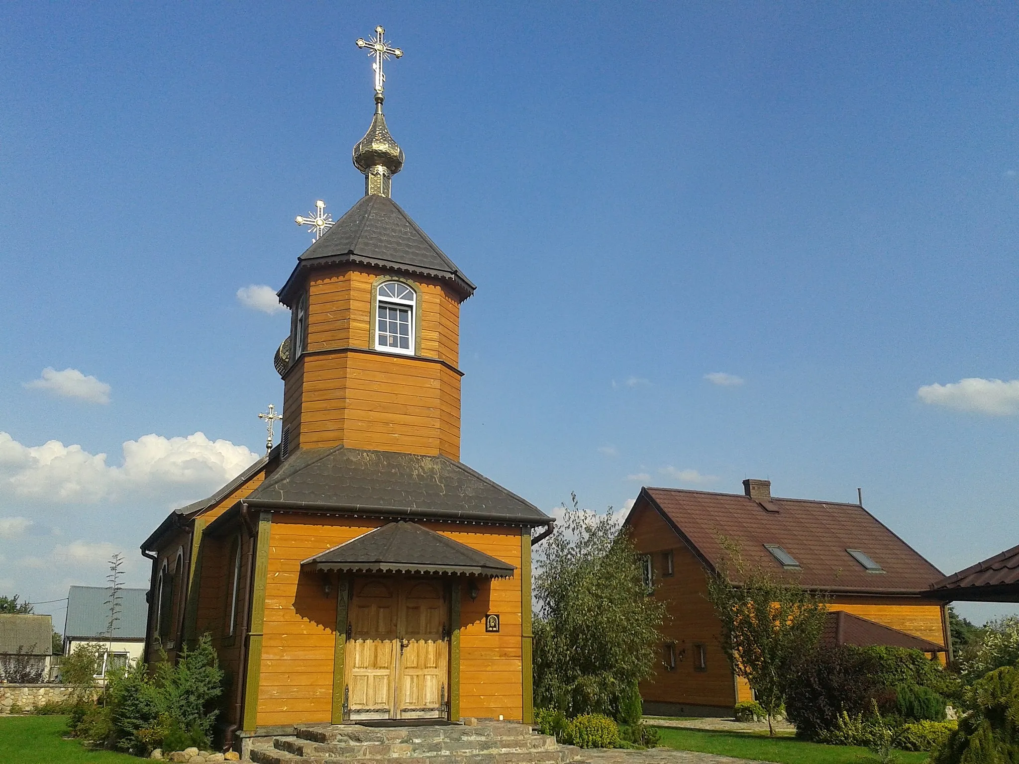 Photo showing: Monaster św. Serafina z Sarowa w Kostomłotach - cerkiew i budynek mieszkalny dla mnichów