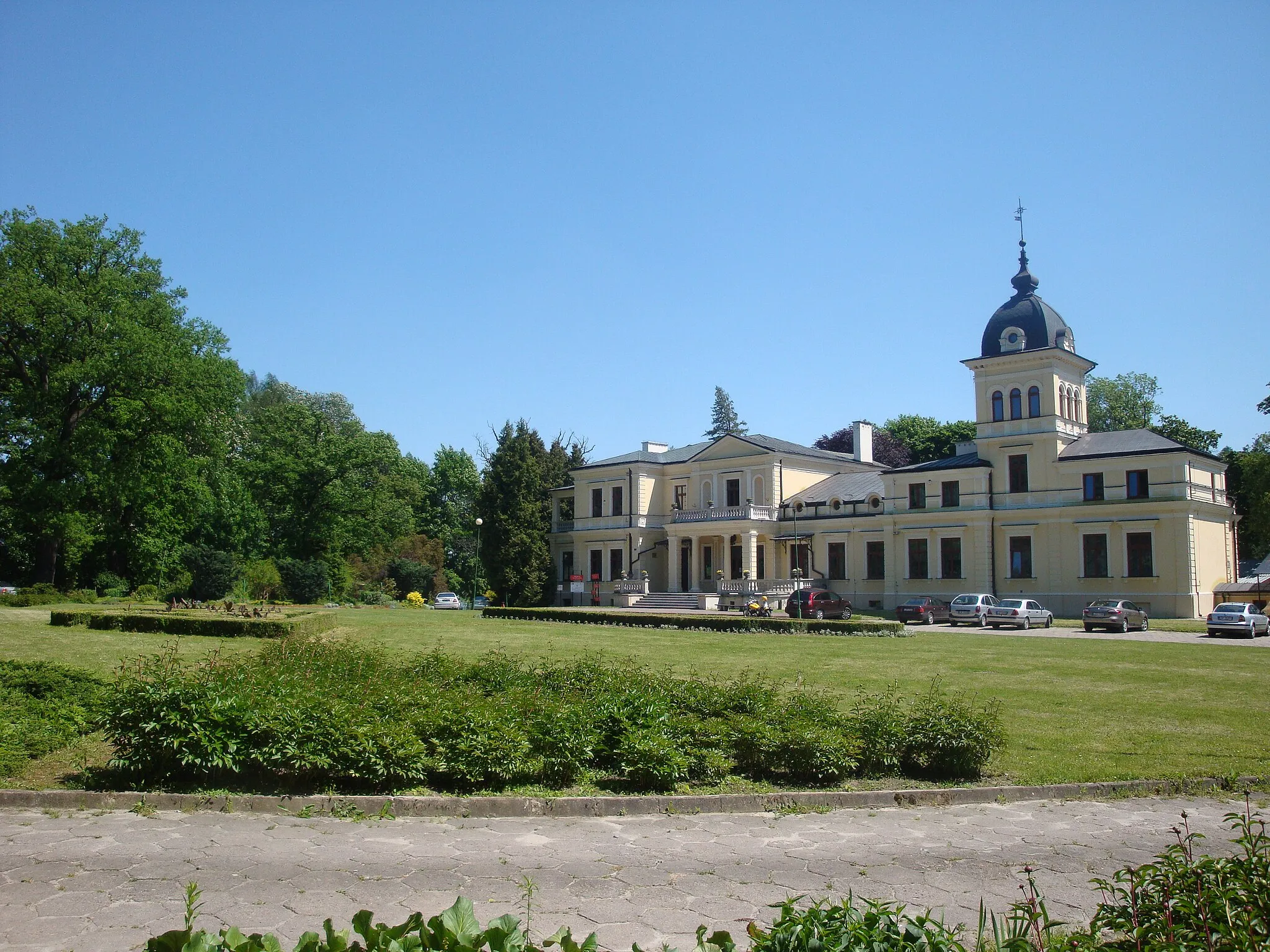 Photo showing: Palace in Kluczkowice, Lublin voivodeship, Poland.