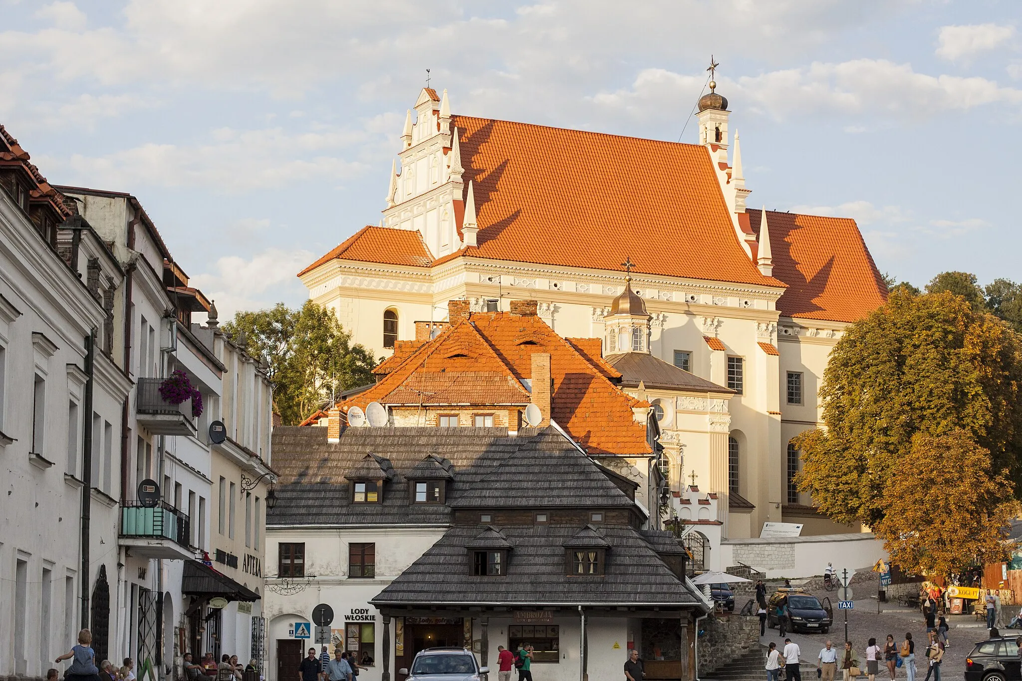 Photo showing: Kazimierz Dolny - zespół kościoła: kościół par. p.w. śś. Jana Chrzciciela i Bartłomieja