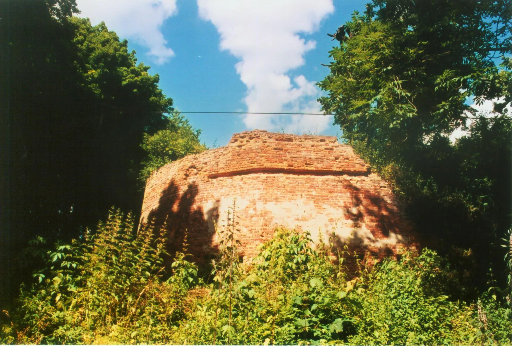 Photo showing: Relics of defensive walls in Wożuczyn, Poland