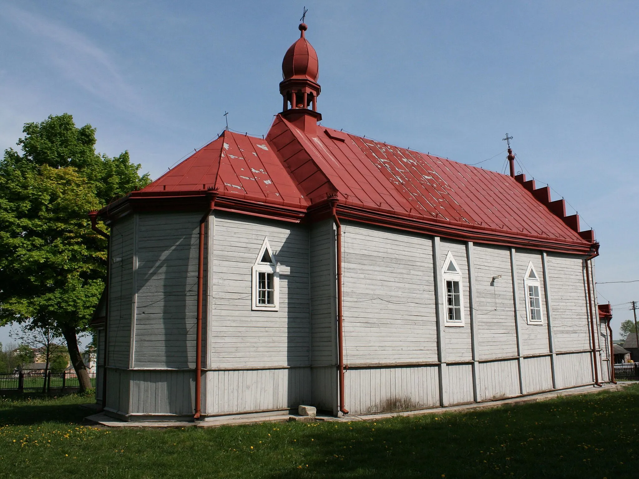 Photo showing: Śniatycze - former Greek Catholic church, now Roman Catholic church